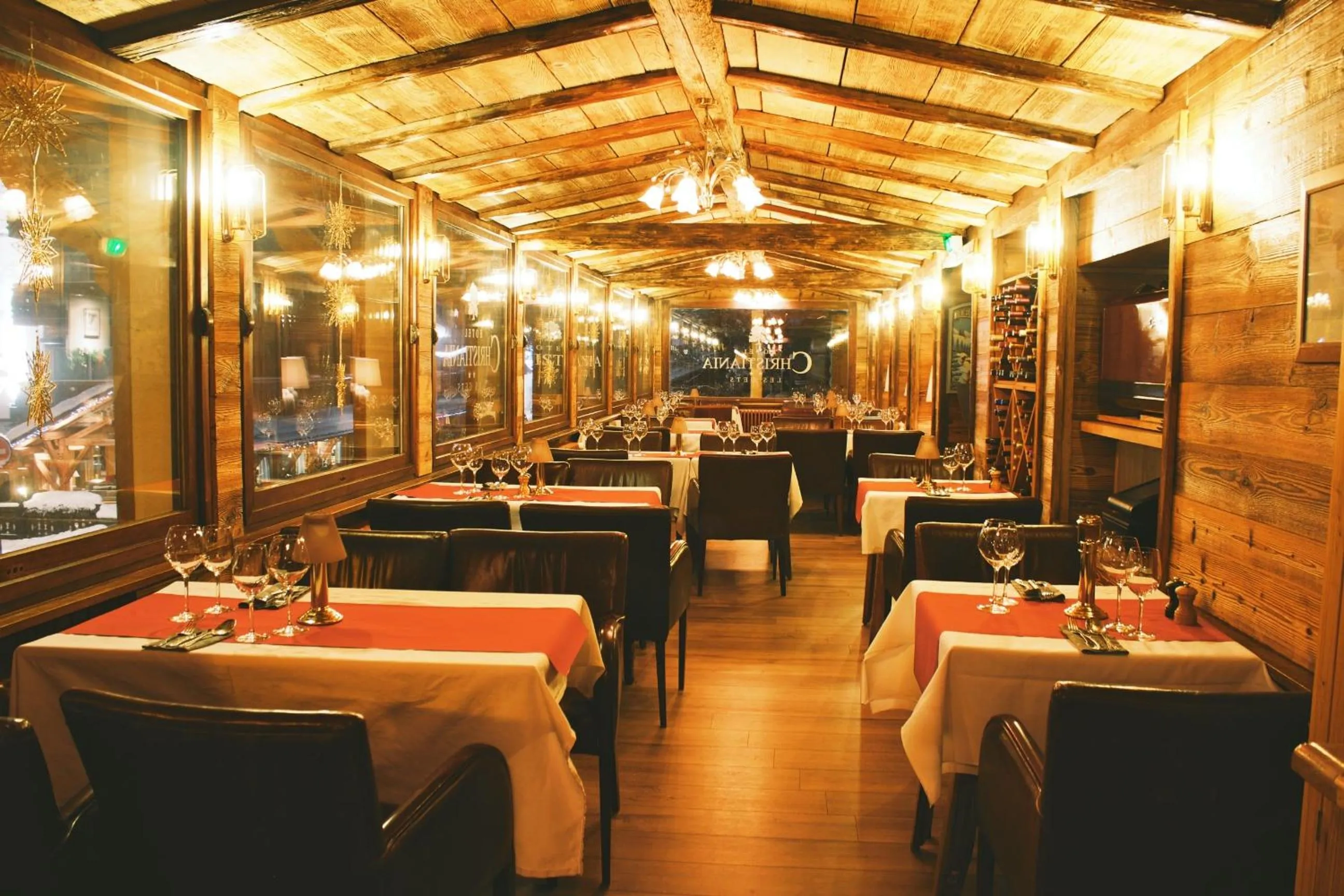 Restaurant/places to eat in Hotel Le Christiania