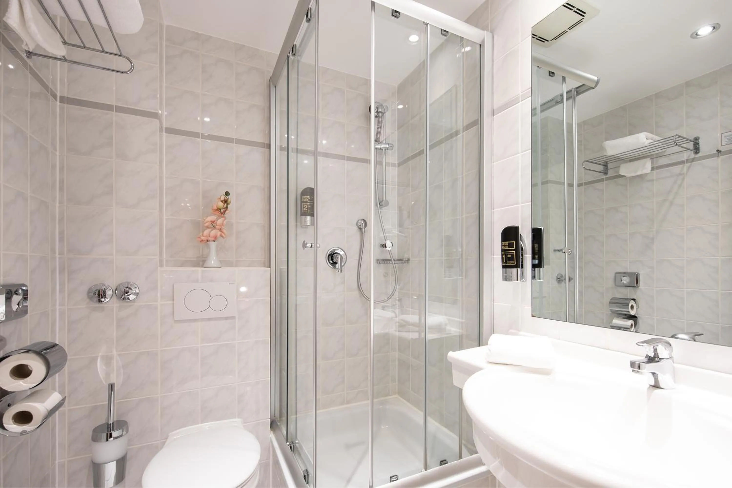 Standard Single Room - single occupancy in Ringhotel Klövensteen