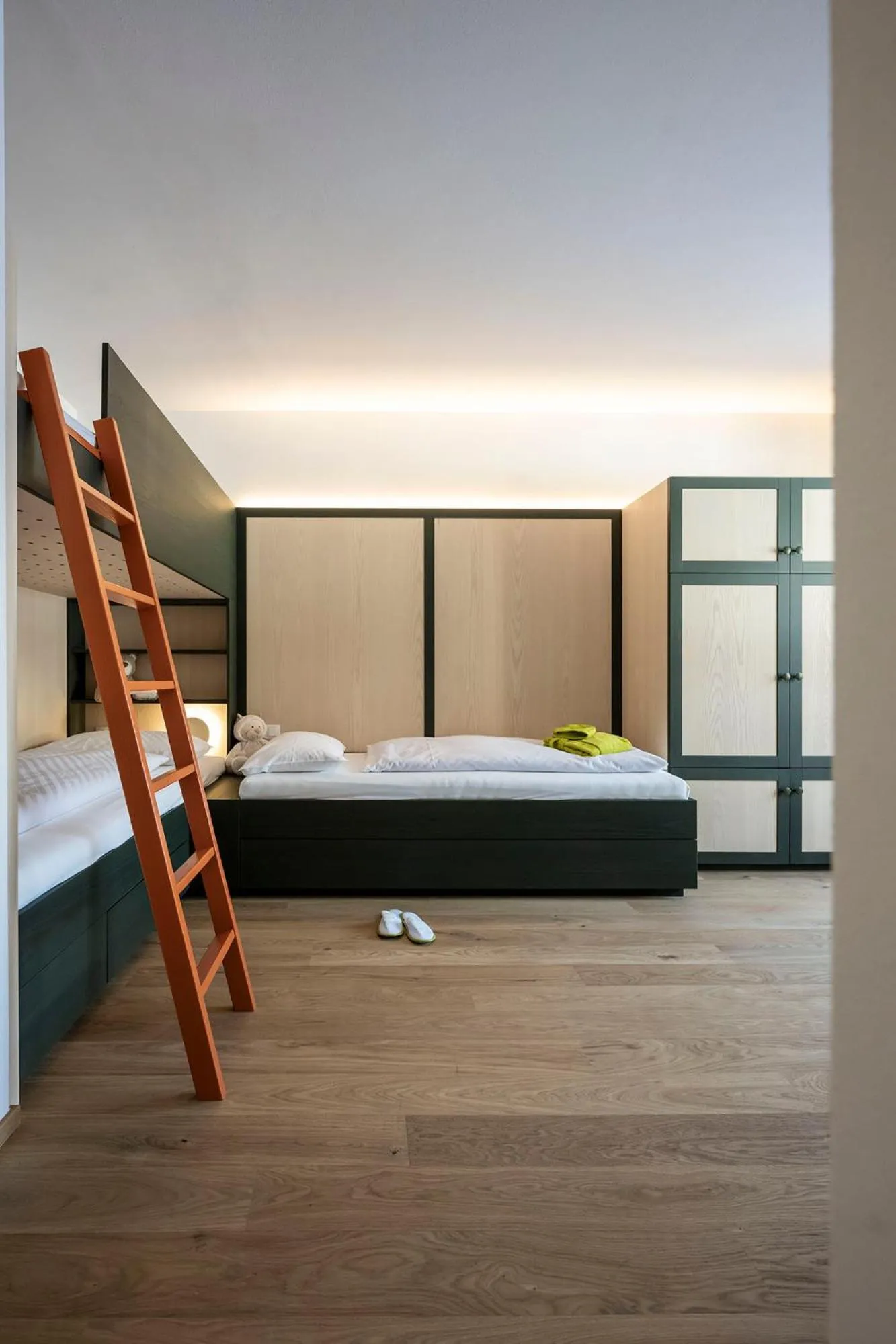 Photo of the whole room, Bed in Family Resort Rainer Sexten