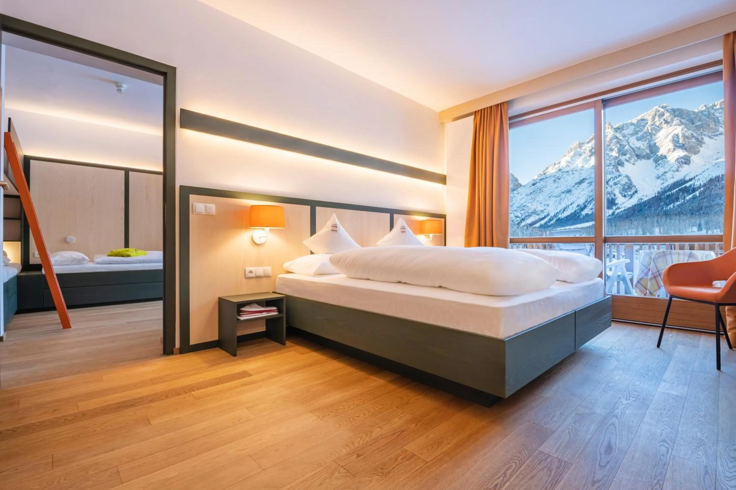 Photo of the whole room, Bed in Family Resort Rainer Sexten