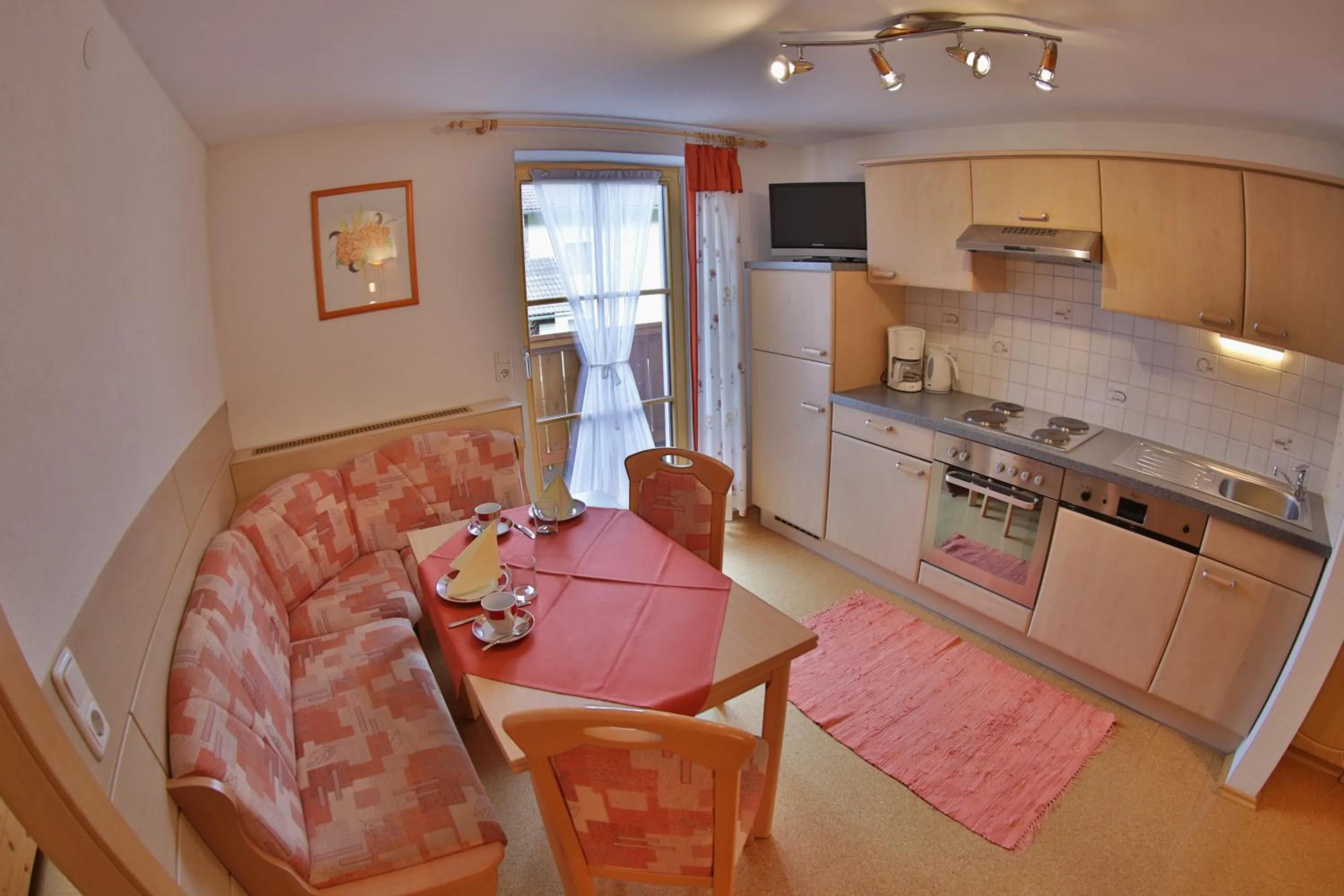 Kitchen or kitchenette in Haus Regina