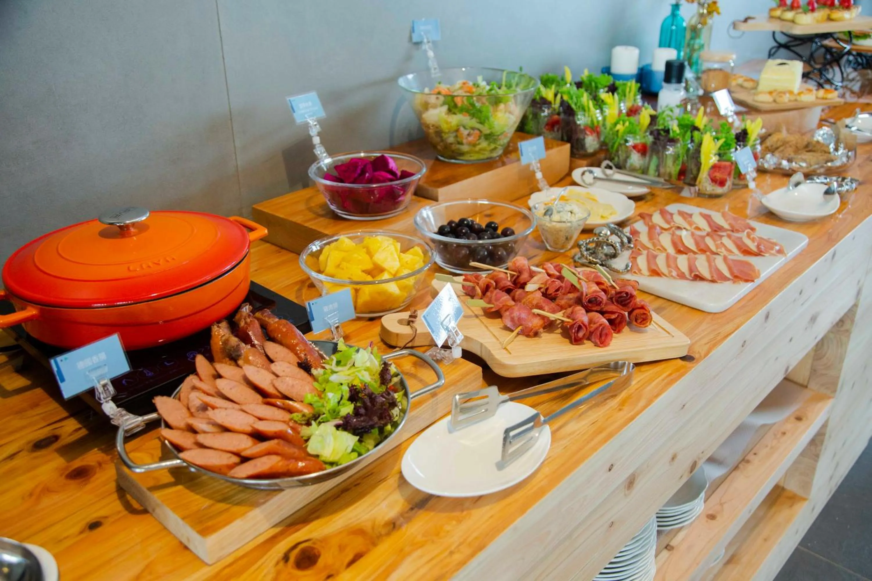 Restaurant/places to eat in SkyeBay Club