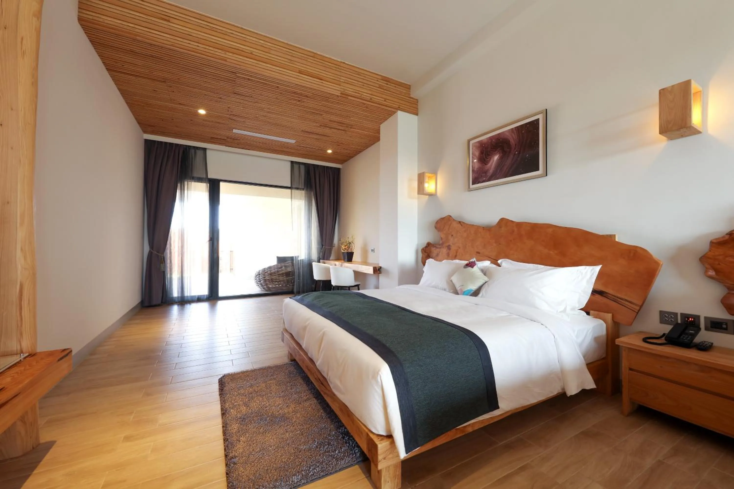 bunk bed, Bed in SkyeBay Club