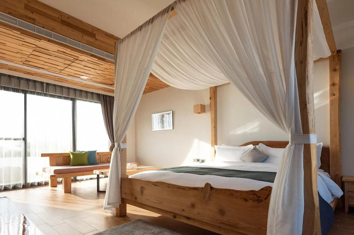 Bedroom, Bed in SkyeBay Club