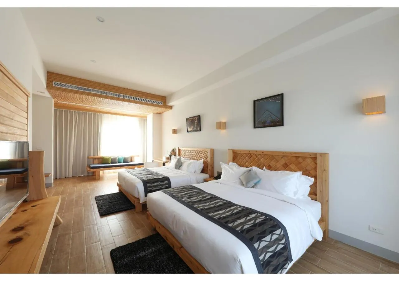 Bedroom, Bed in SkyeBay Club