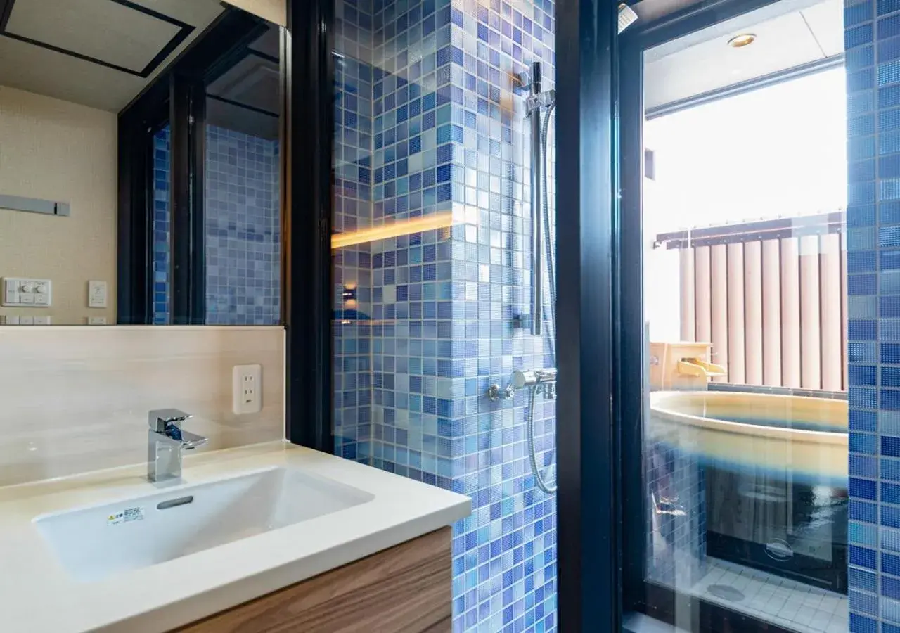 Premium Suite with Open-Air Bath - Smoking in LiVEMAX RESORT Atami Sea Front Premium Suite with Open-Air Bath - Smoking in LiVEMAX RESORT Atami Sea Front