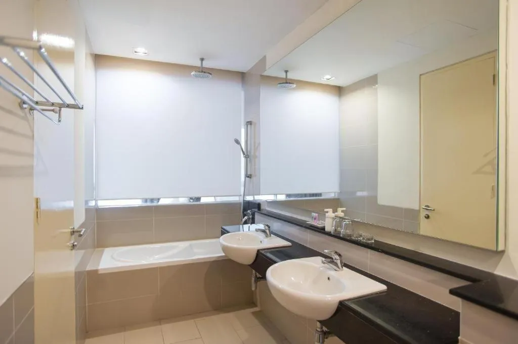 Platinum Suites at Swiss Garden