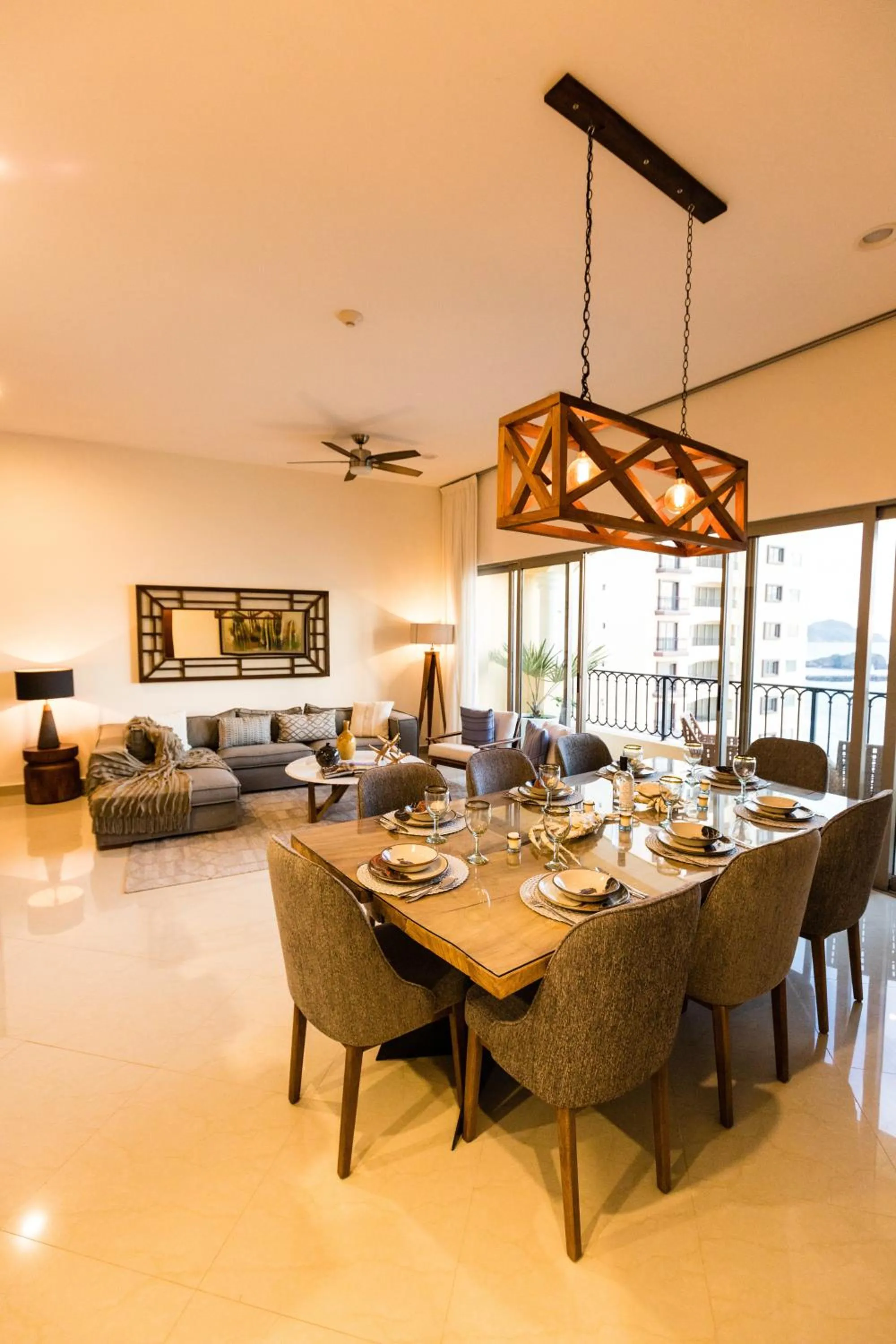 Dining area in Petit Luxe Las Gavias Penthouse