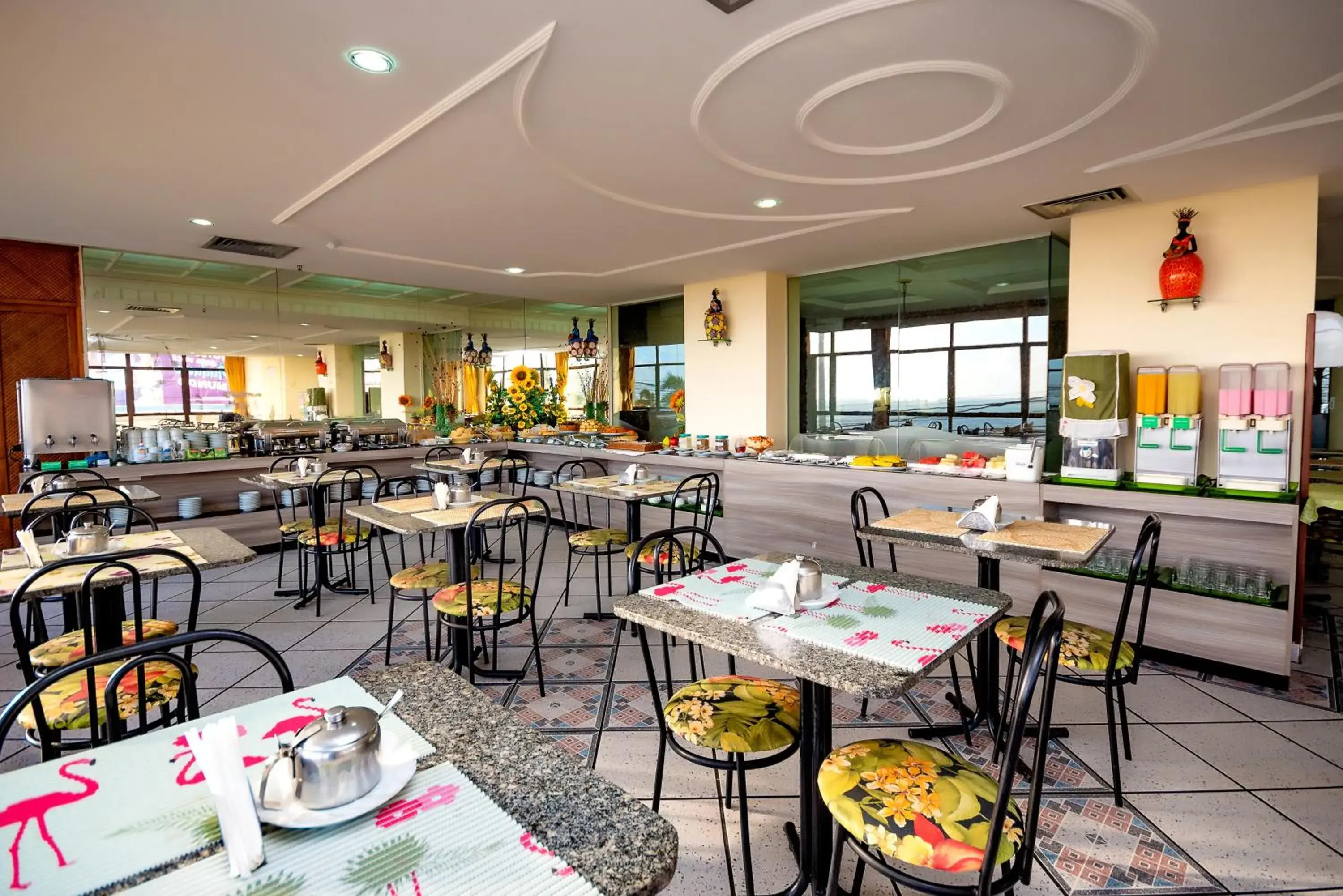 Restaurant/places to eat in Yak Beach Hotel Ponta Negra Restaurant/places to eat in Yak Beach Hotel Ponta Negra