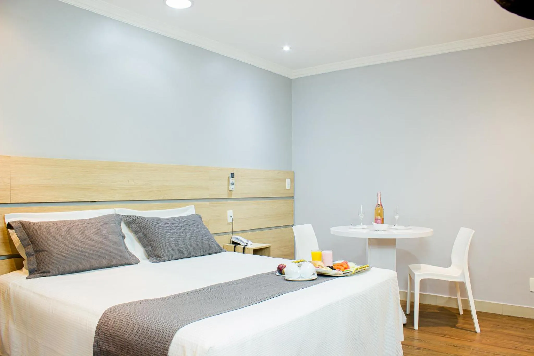 Bedroom, Bed in Imperial Plaza Hotel