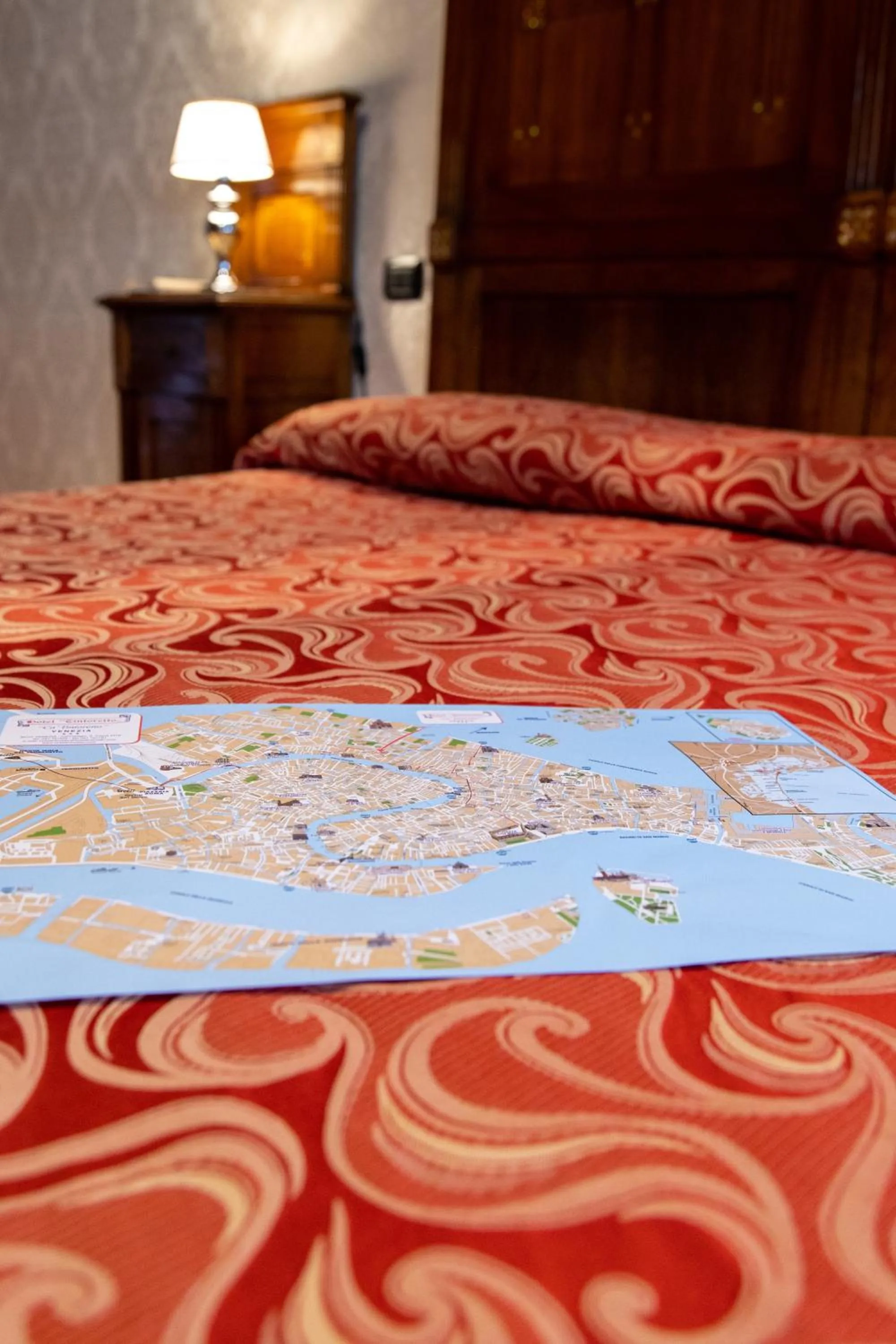 Bed in Charming Palace Santa Fosca