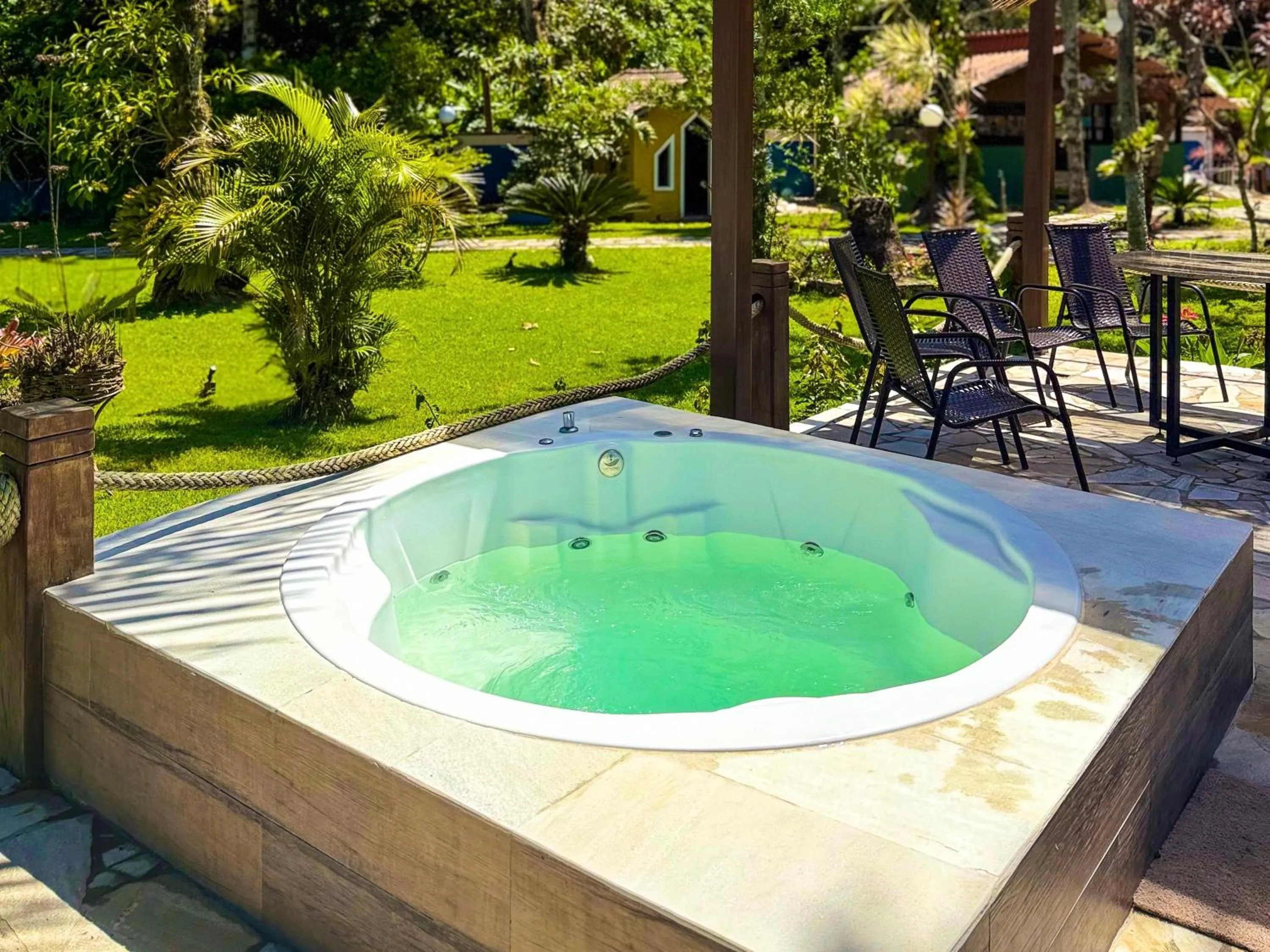 Hot Tub in Pousada Recanto dos Lima