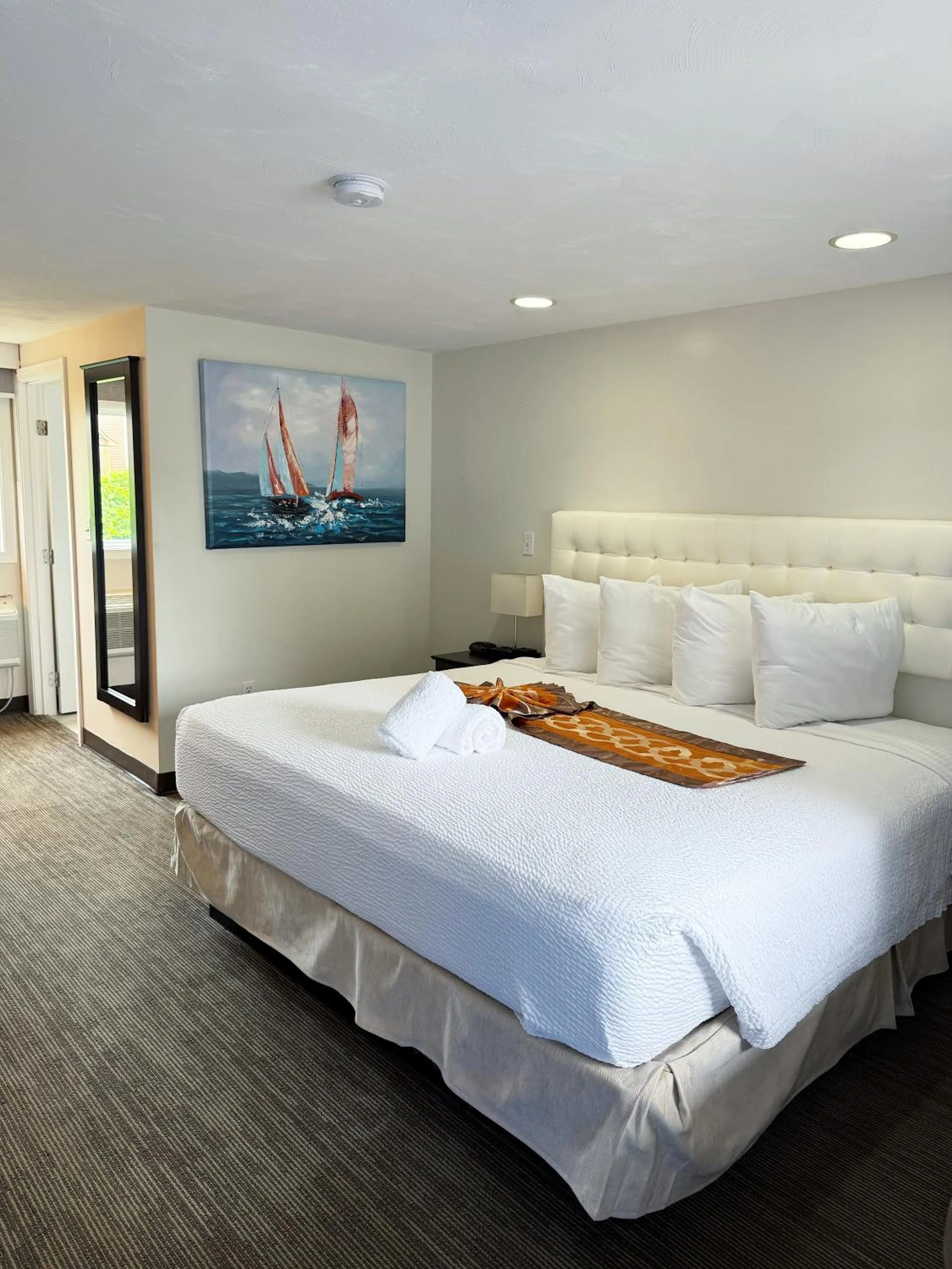 Standard King Room in Cape Sands Inn