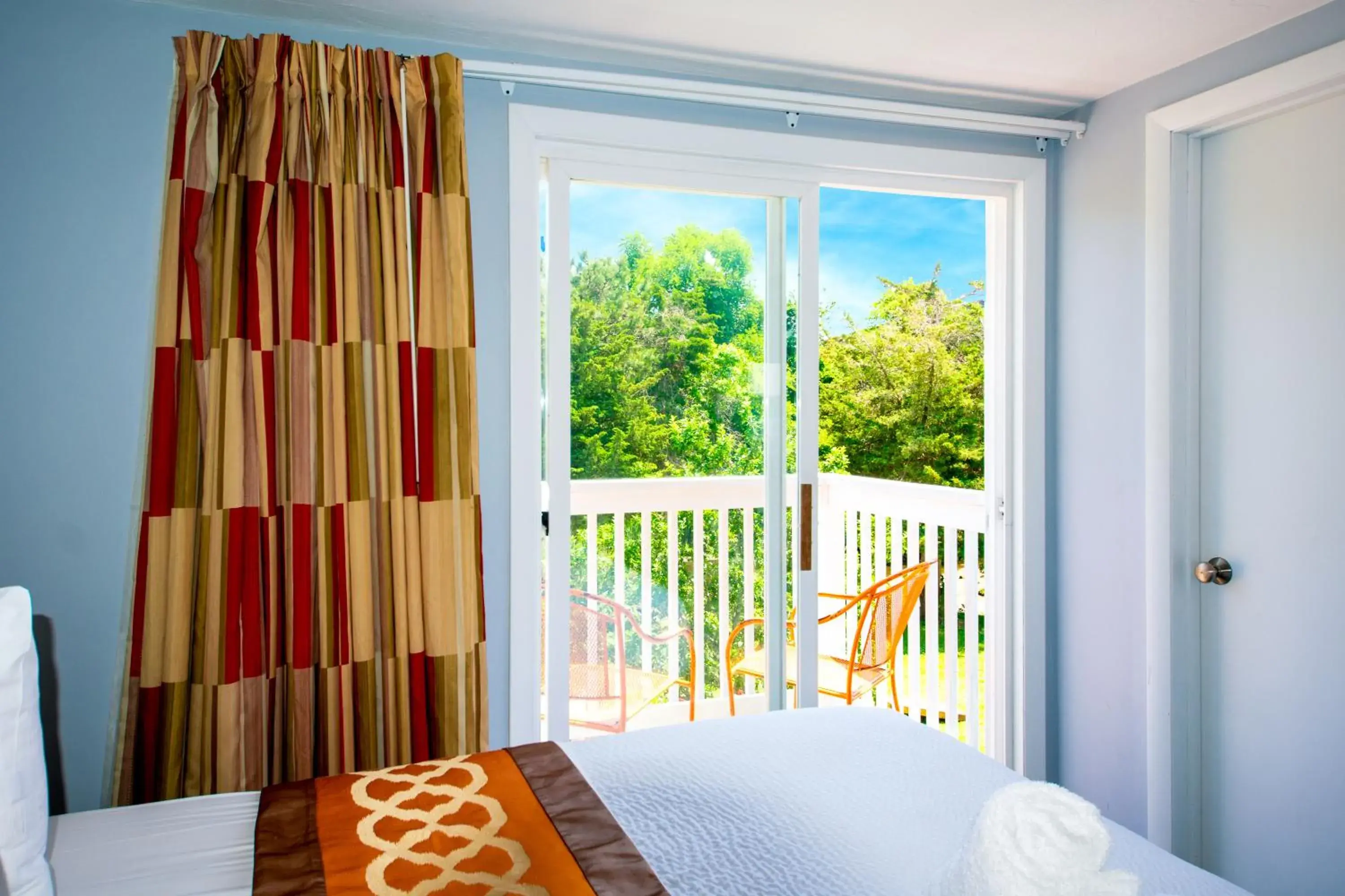 Deluxe Queen Room with Two Queen Beds in Cape Sands Inn Deluxe Queen Room with Two Queen Beds in Cape Sands Inn