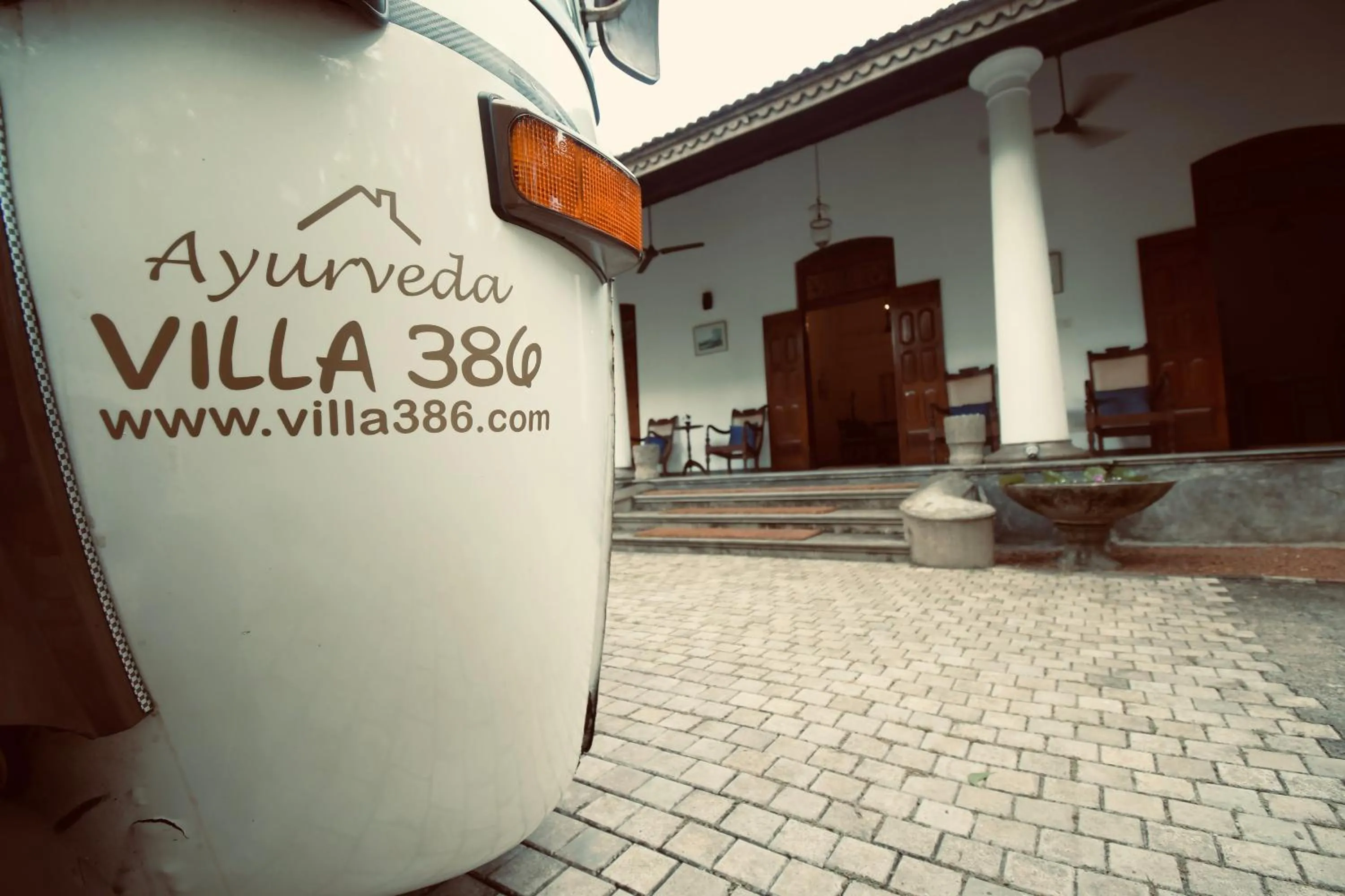 Text overlay in Ayurveda Villa 386
