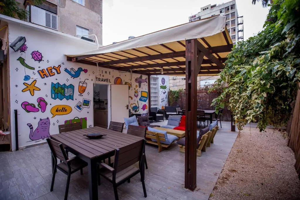 Patio in Hostel BU93