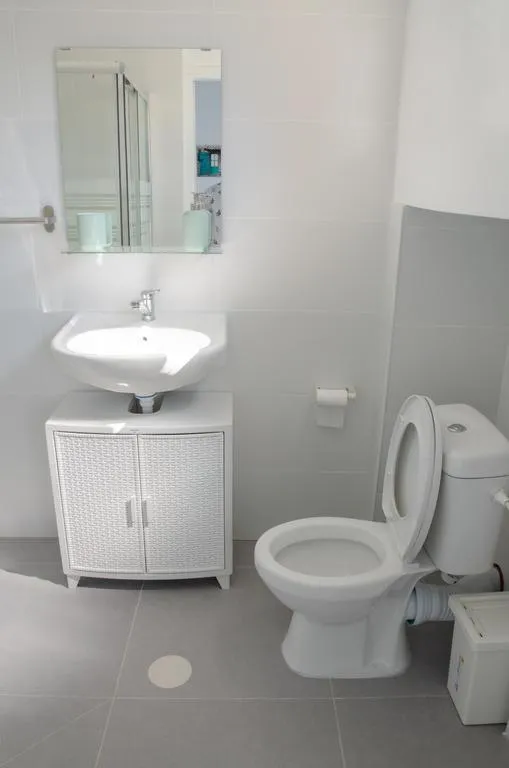 Toilet in Hostel BU93