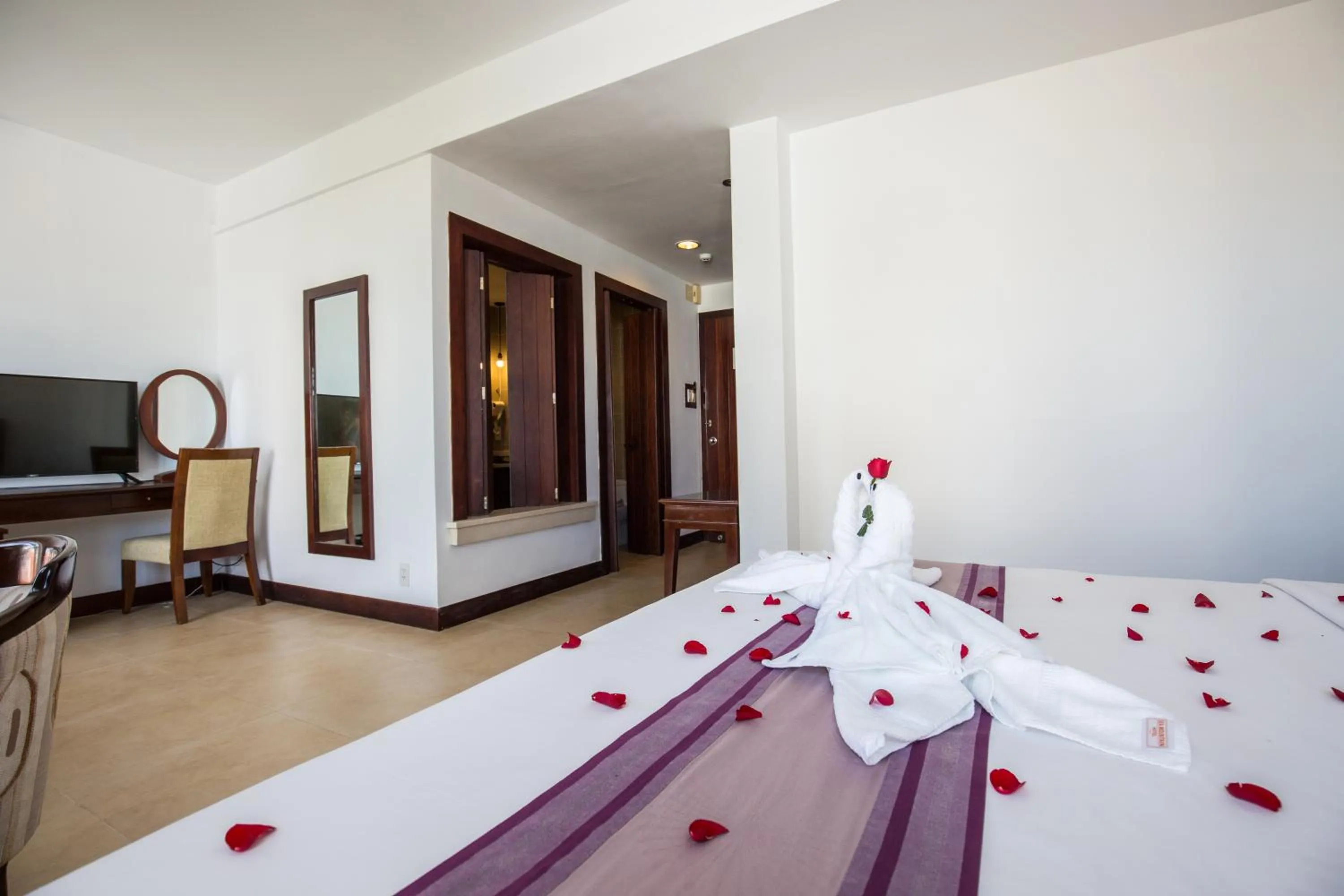 Sea Mountain Boutique Hotel & Villa