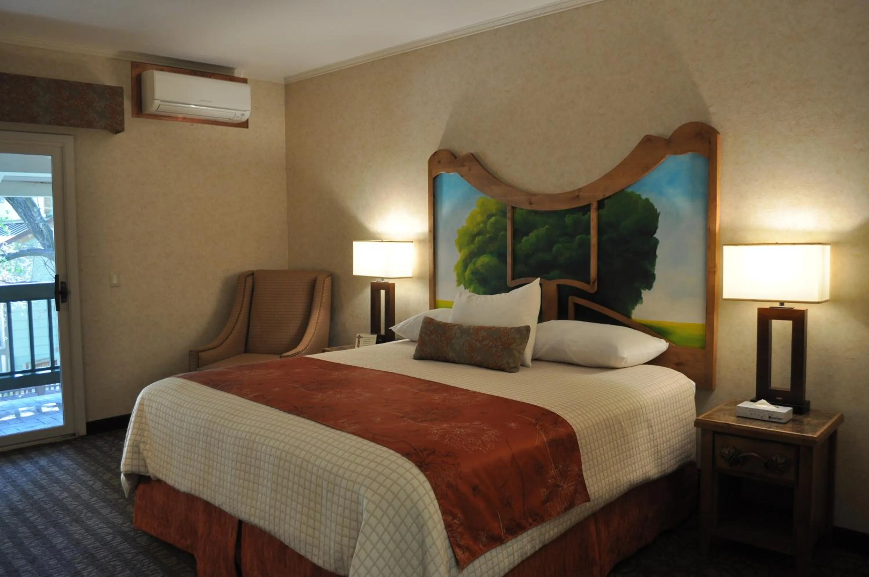 Bed in El Bonita Motel