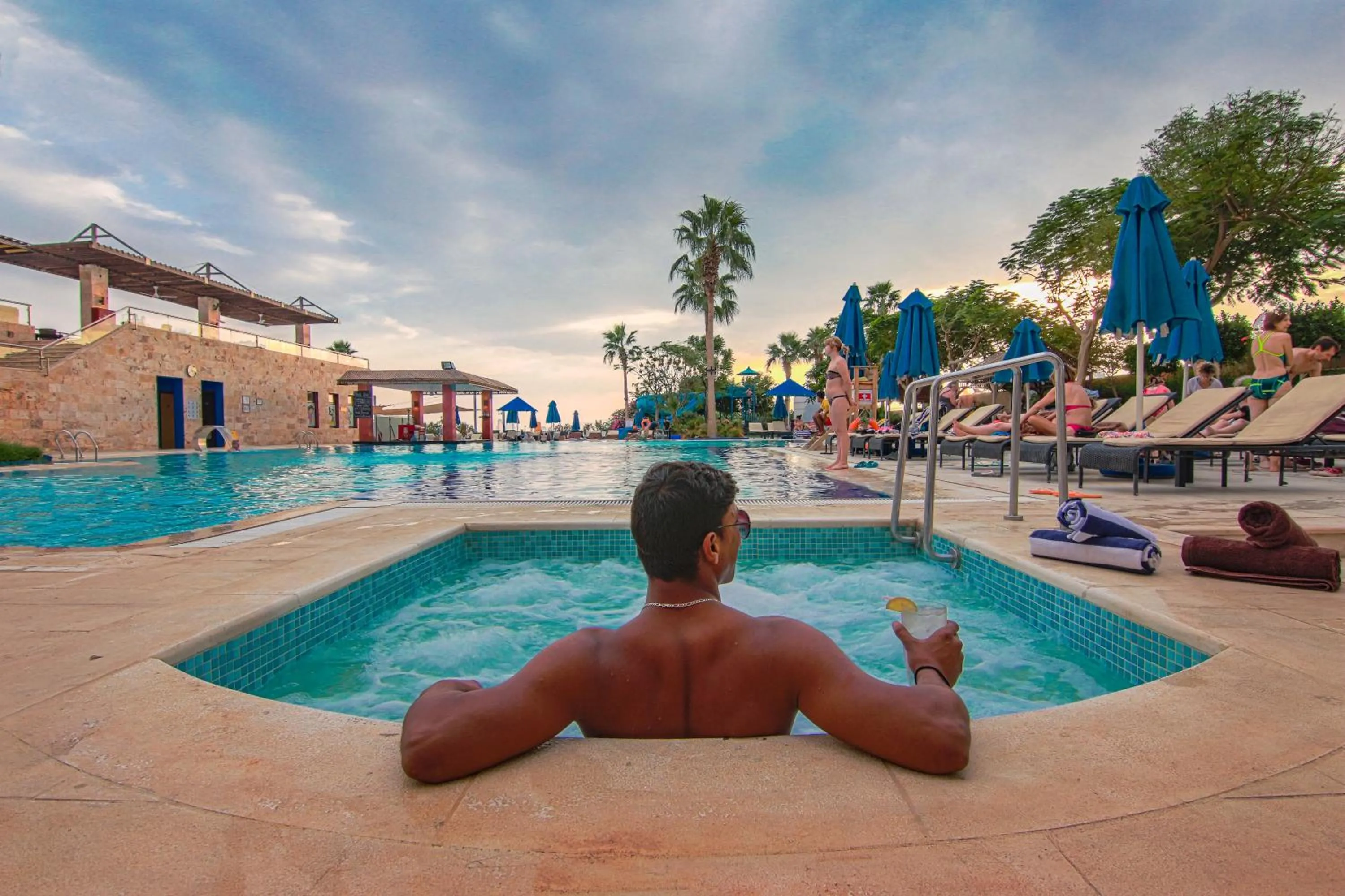 Day in Ramada Resort Dead Sea