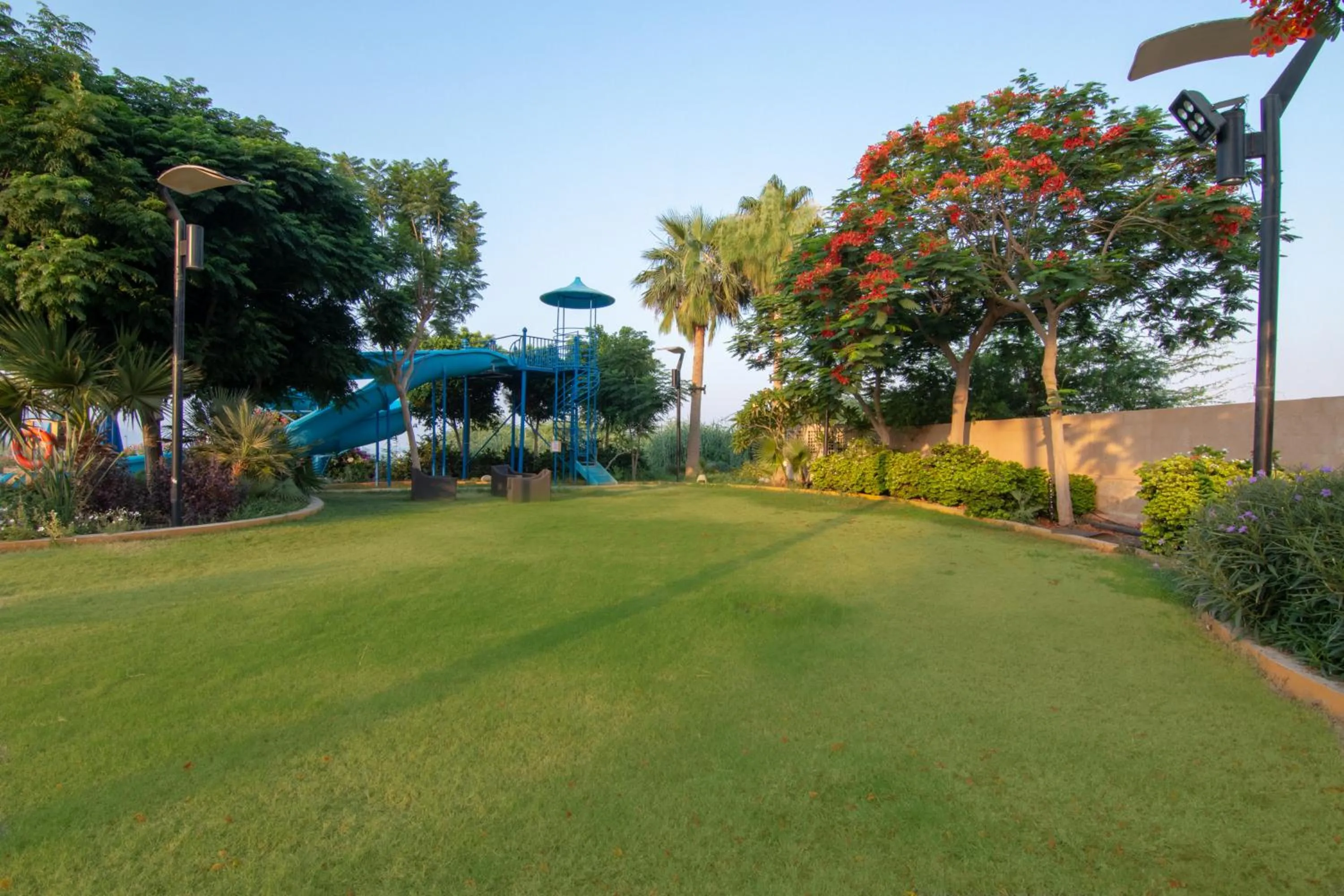 Day in Ramada Resort Dead Sea