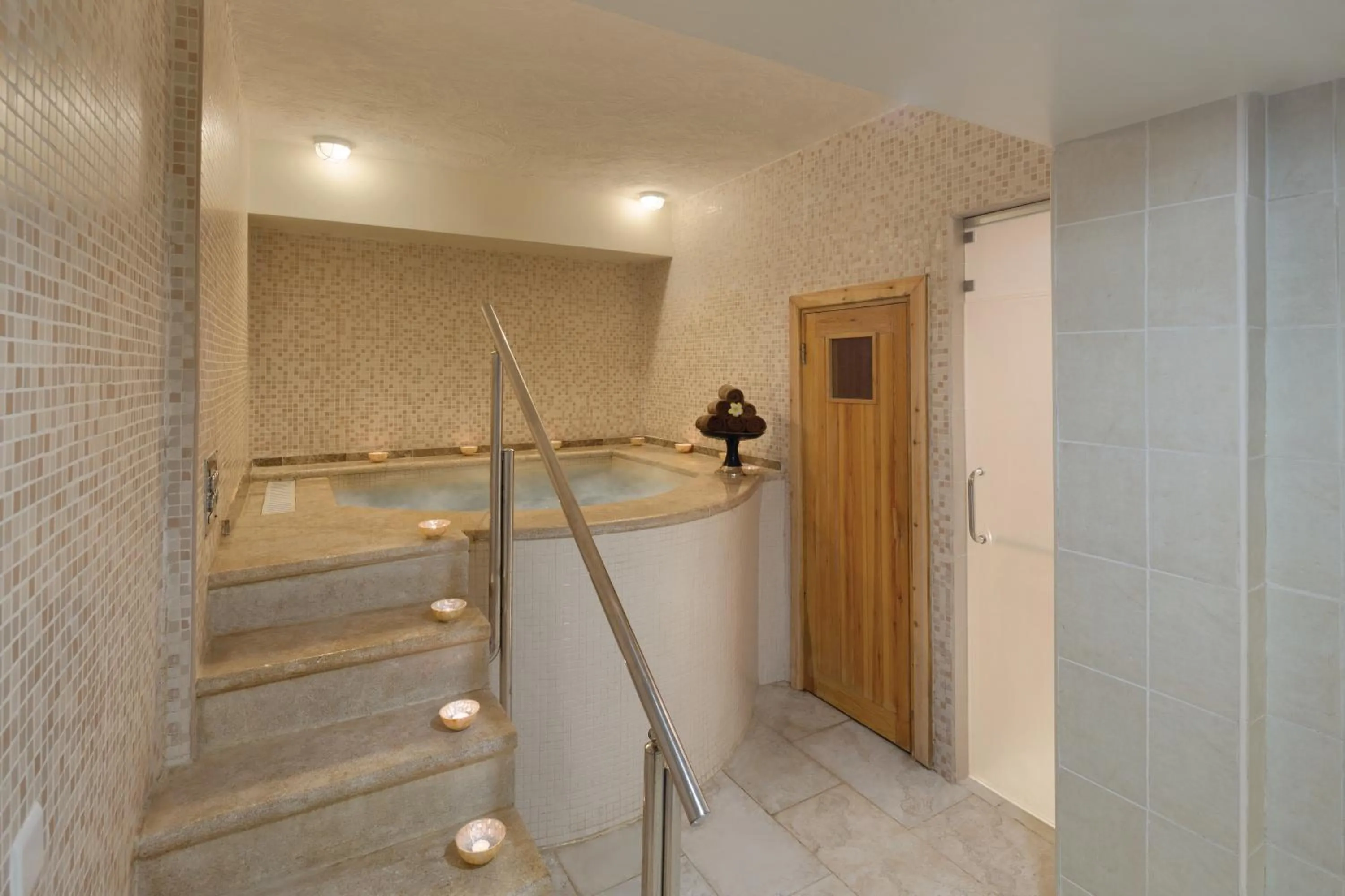 Hot Tub in Ramada Resort Dead Sea