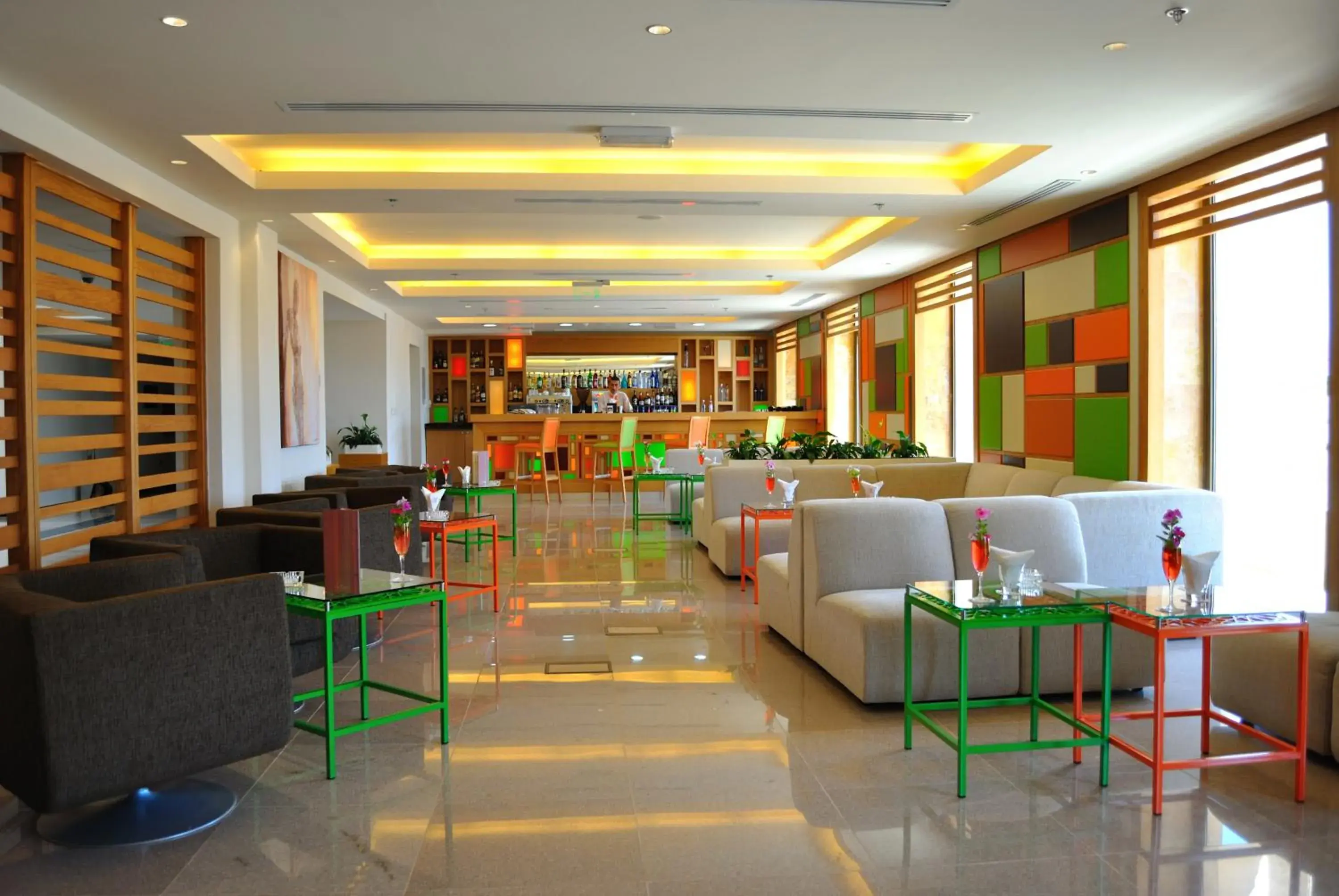 Lounge or bar in Ramada Resort Dead Sea Lounge or bar in Ramada Resort Dead Sea