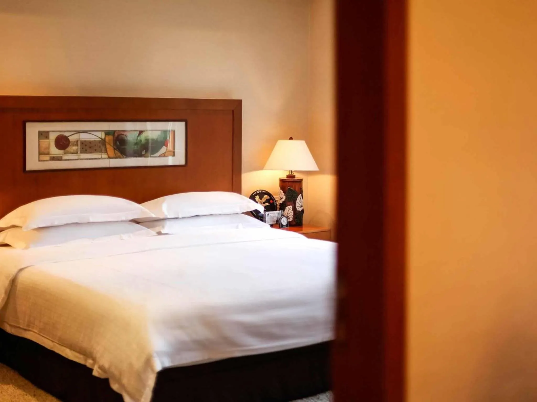 Bedroom, Bed in Pullman Zhangjiajie Hotel