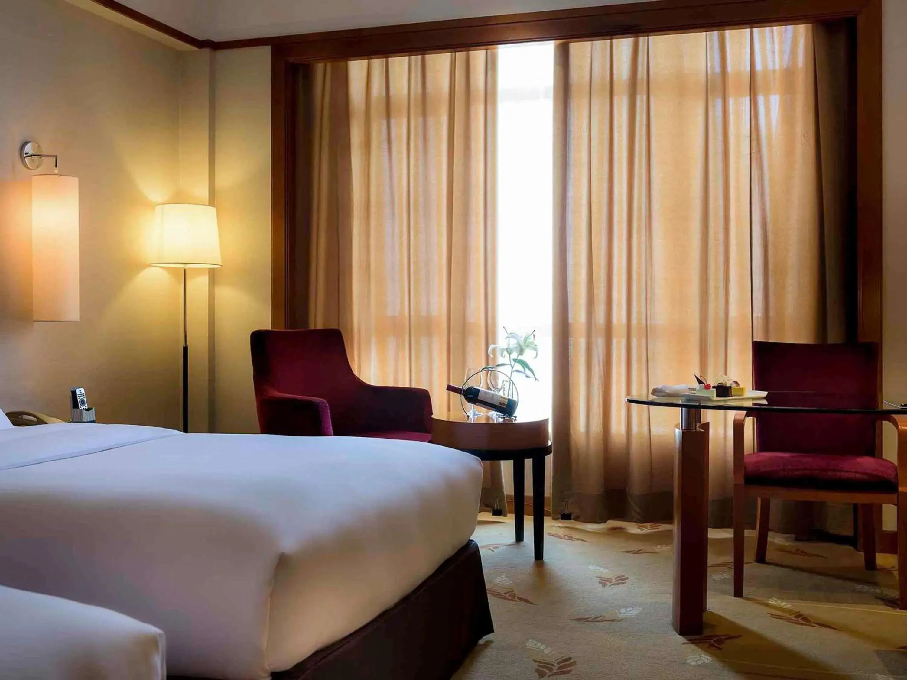 Bedroom, Bed in Pullman Zhangjiajie Hotel - Instagrammable Bedroom, Bed in Pullman Zhangjiajie Hotel - Instagrammable