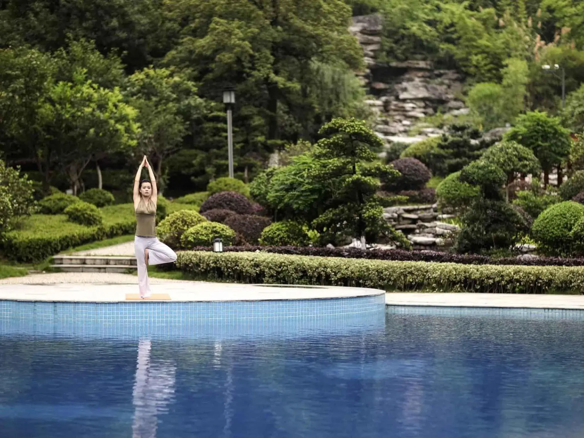 Pool view in Pullman Zhangjiajie Hotel - Instagrammable Pool view in Pullman Zhangjiajie Hotel - Instagrammable