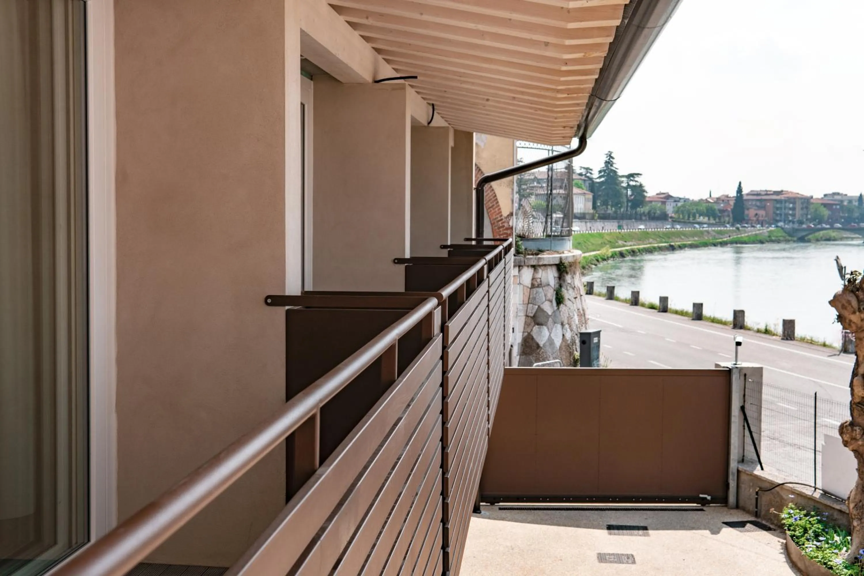 Property building in Alla Riva