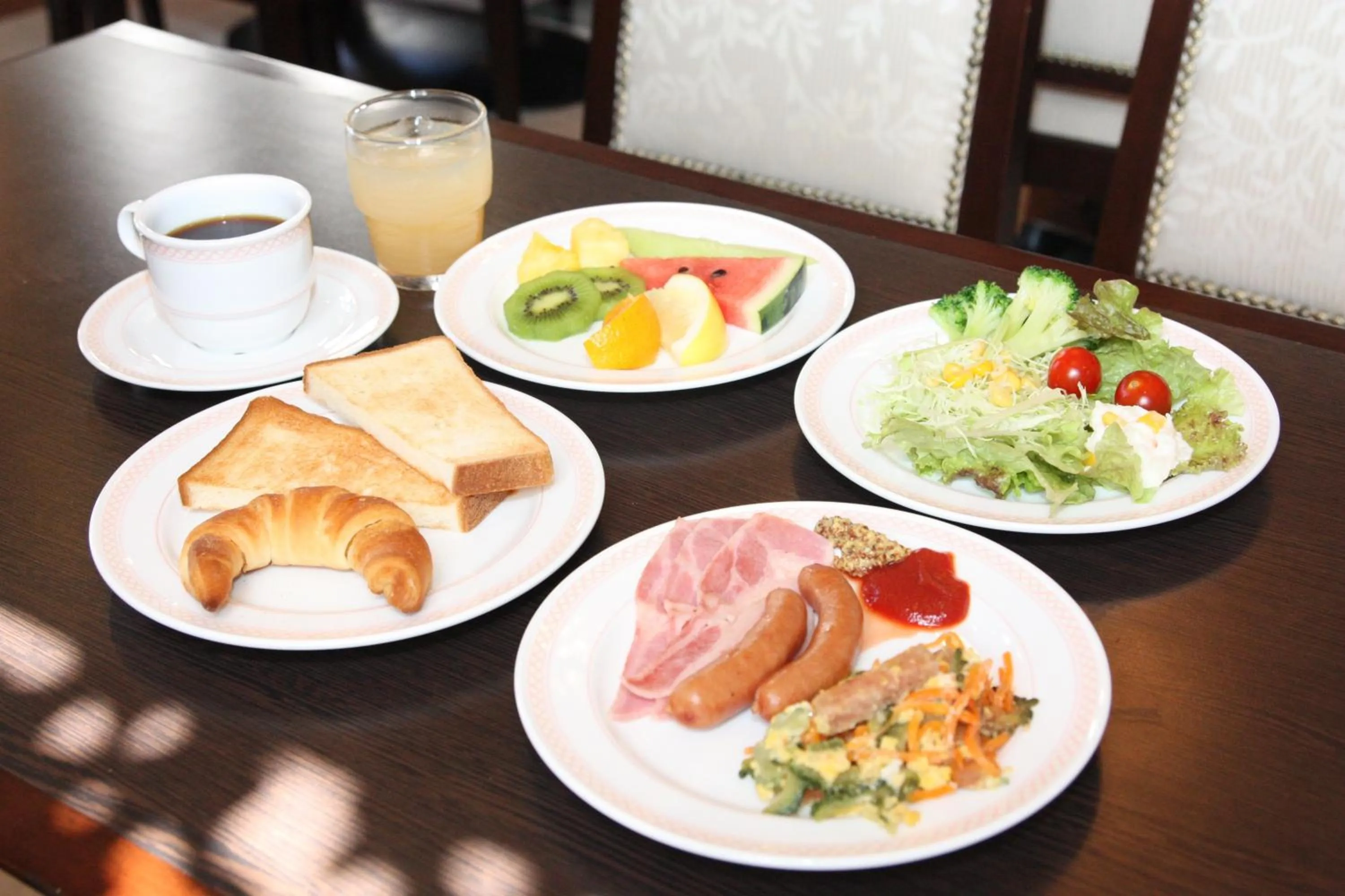 Food in GRG Hotel Naha