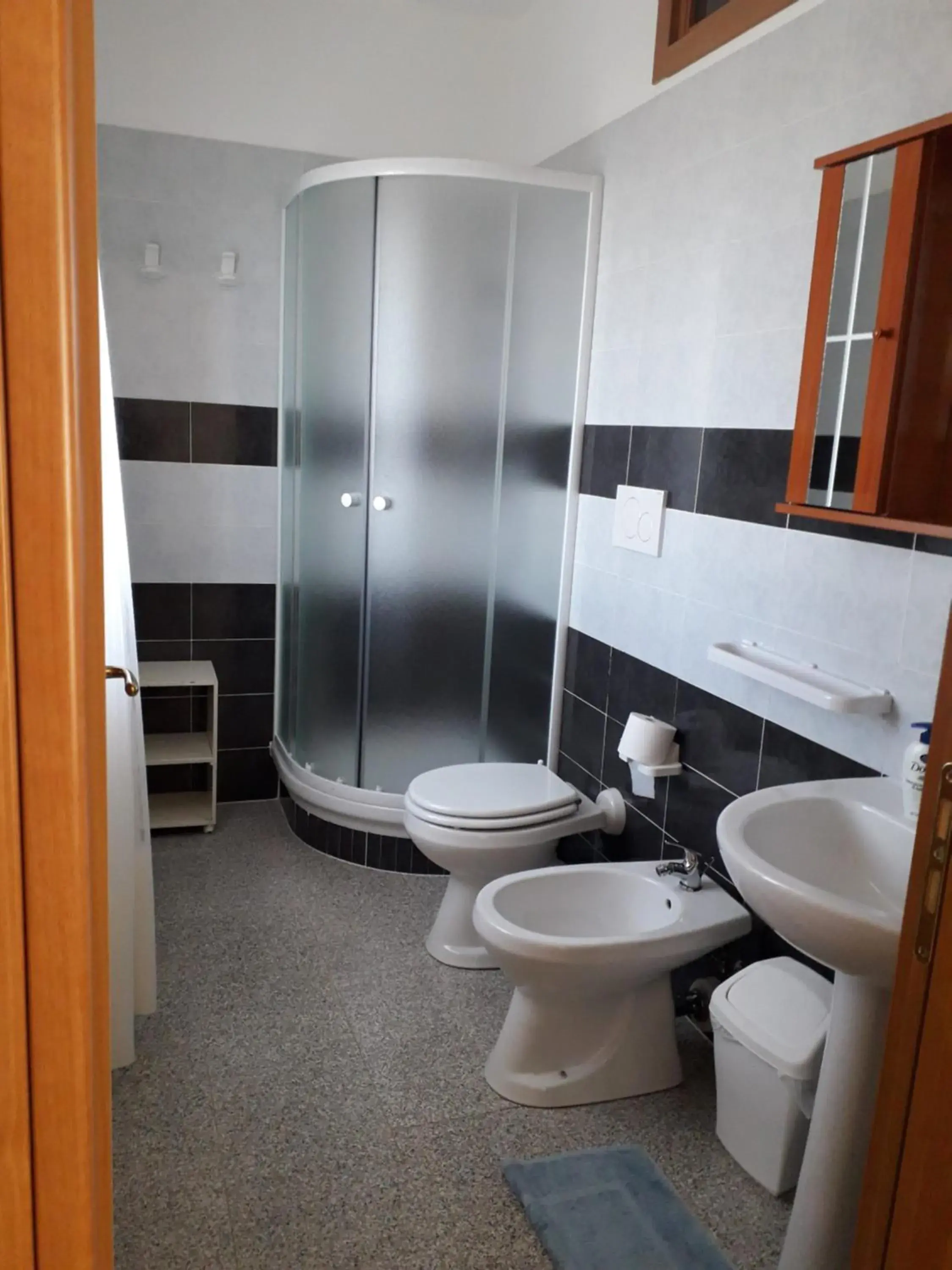 Double Room with Extra Bed in B & B Villa Lucia Double Room with Extra Bed in B & B Villa Lucia