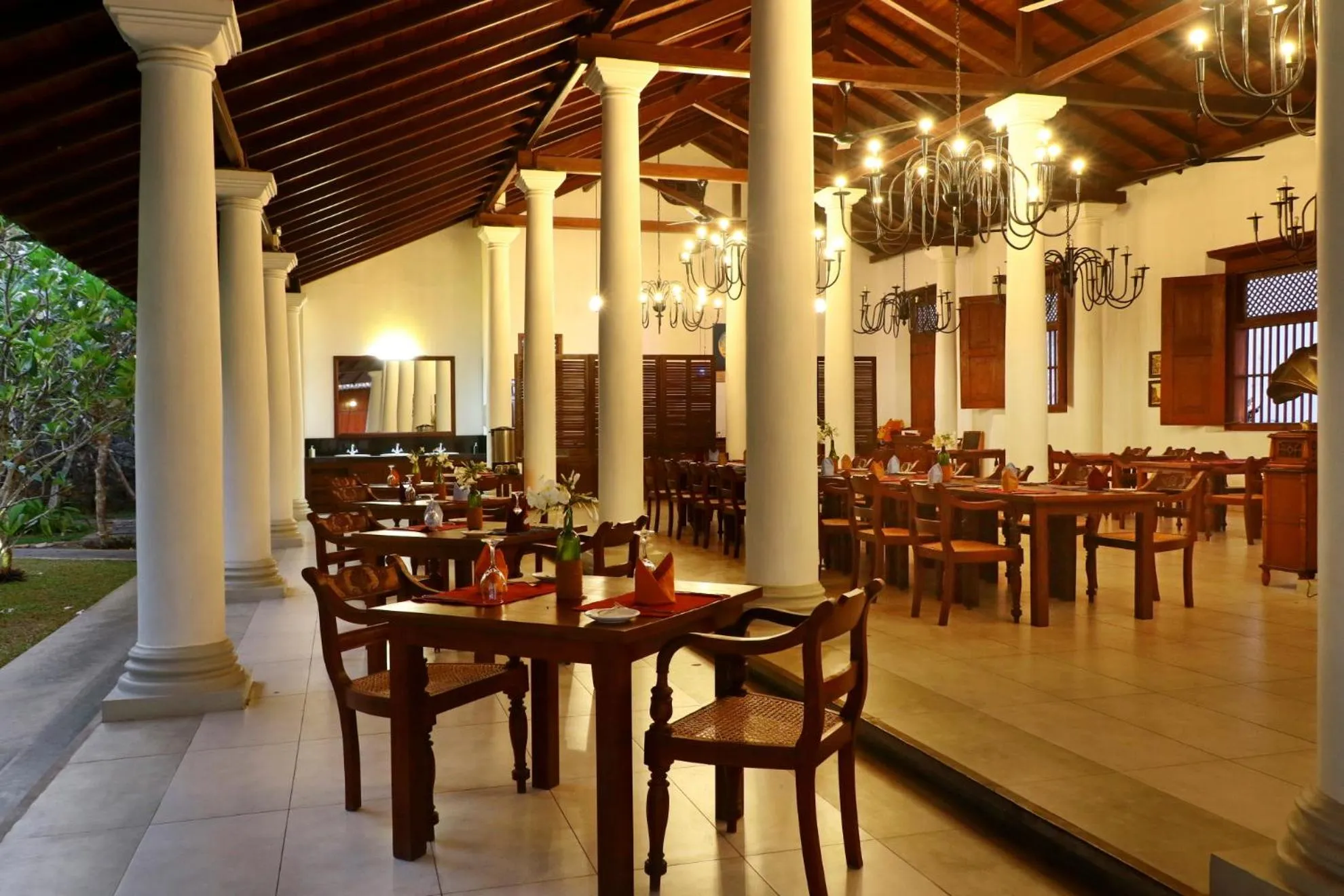 Restaurant/places to eat in The Heritage Hotel Galle Fort