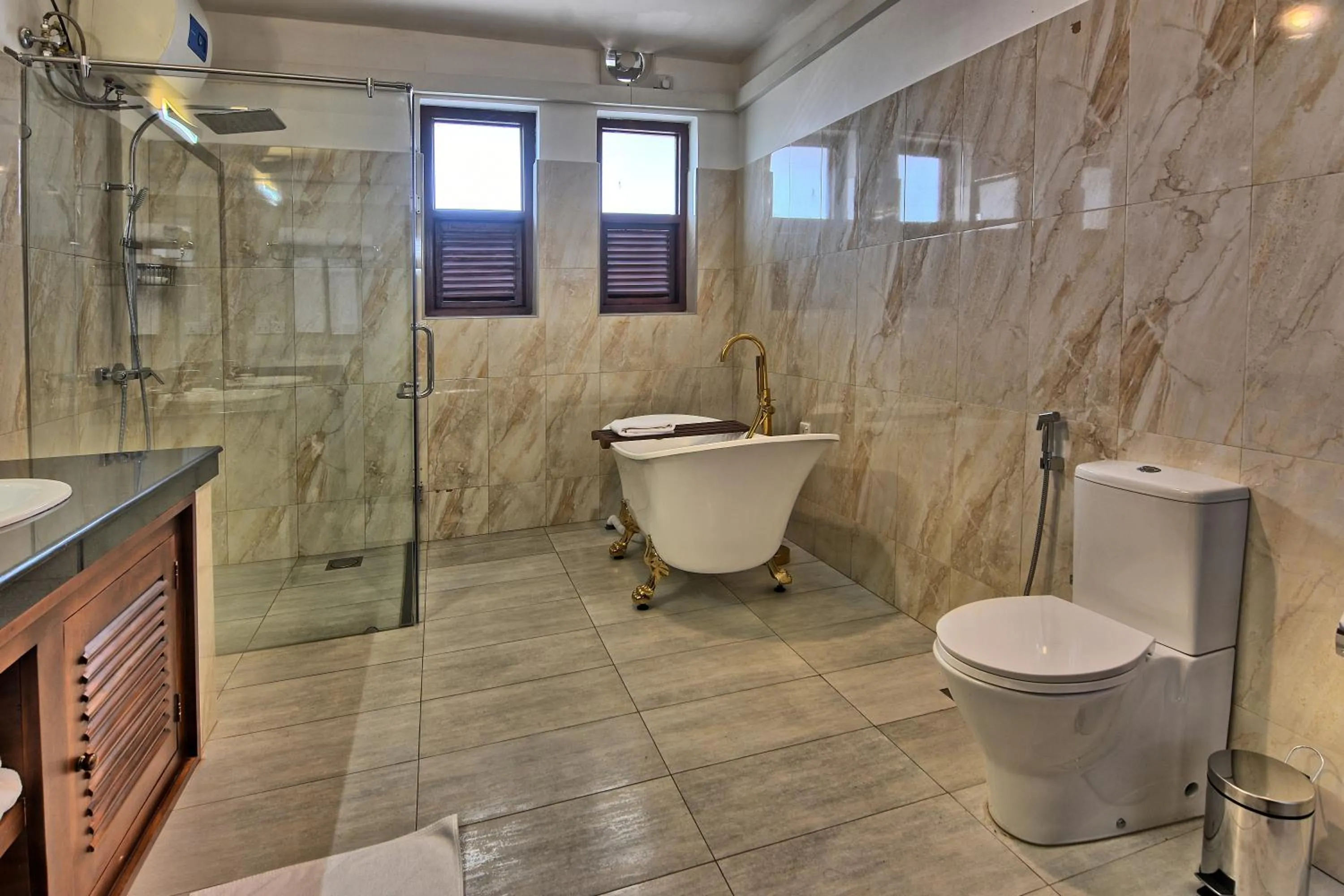 Bathroom in The Heritage Hotel Galle Fort