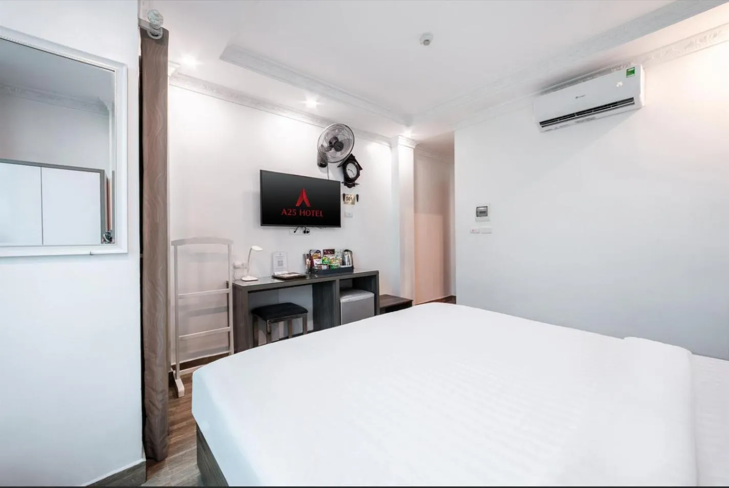 Bedroom, Bed in A25 Hotel - 109 Trúc Bạch