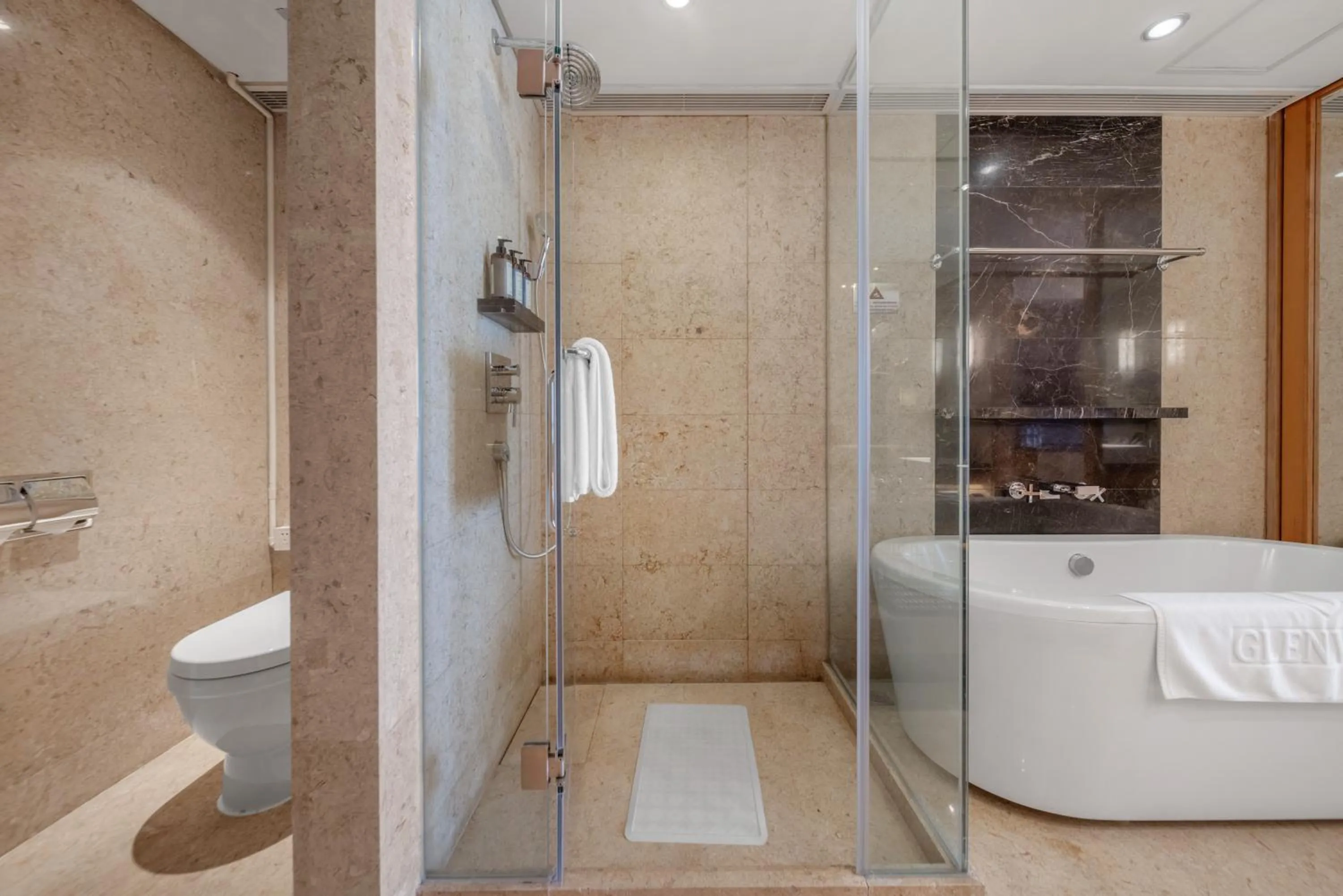 Shower in Glenview ITC Plaza Chongqing