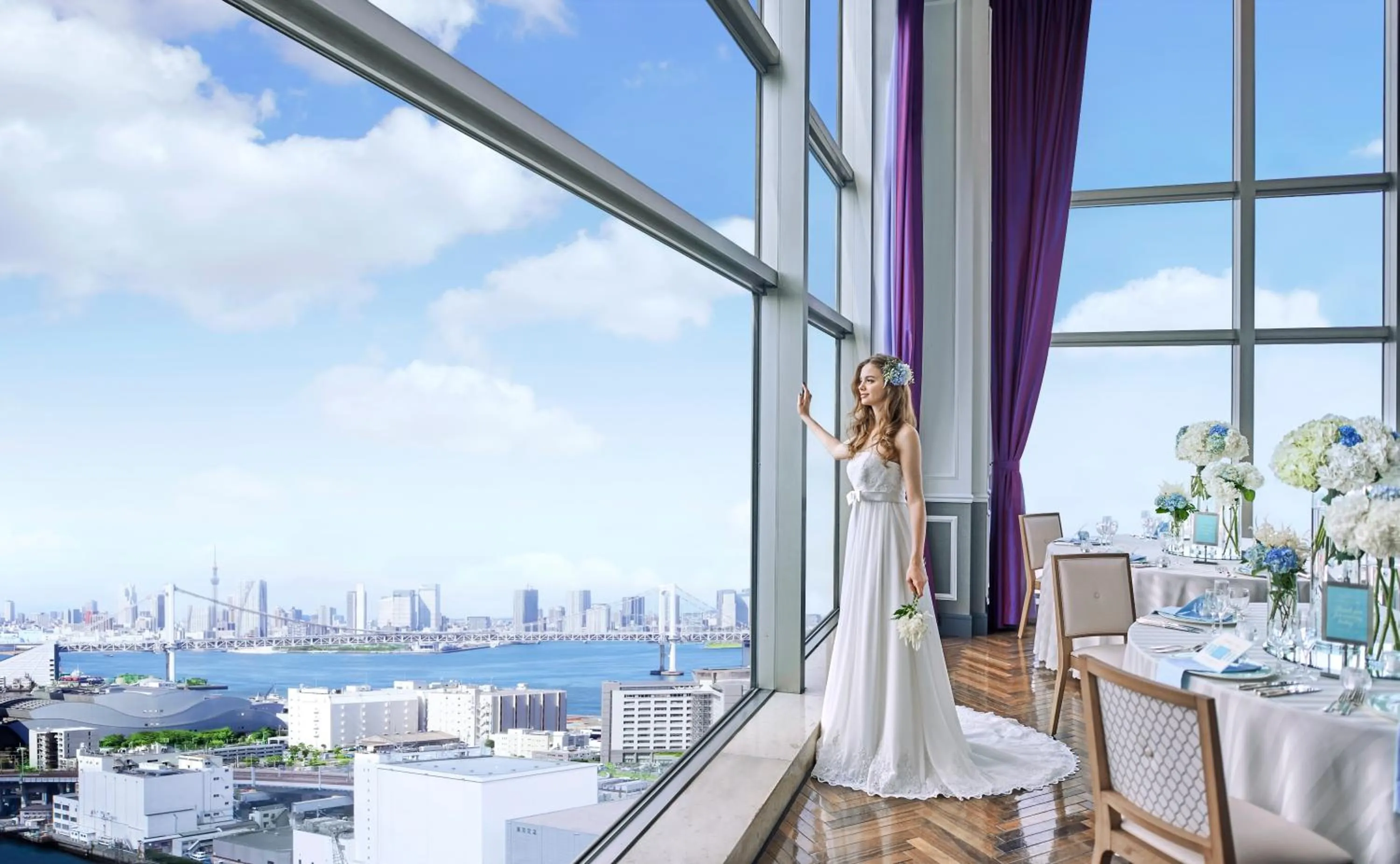 People in Dai-ichi Hotel Tokyo Seafort