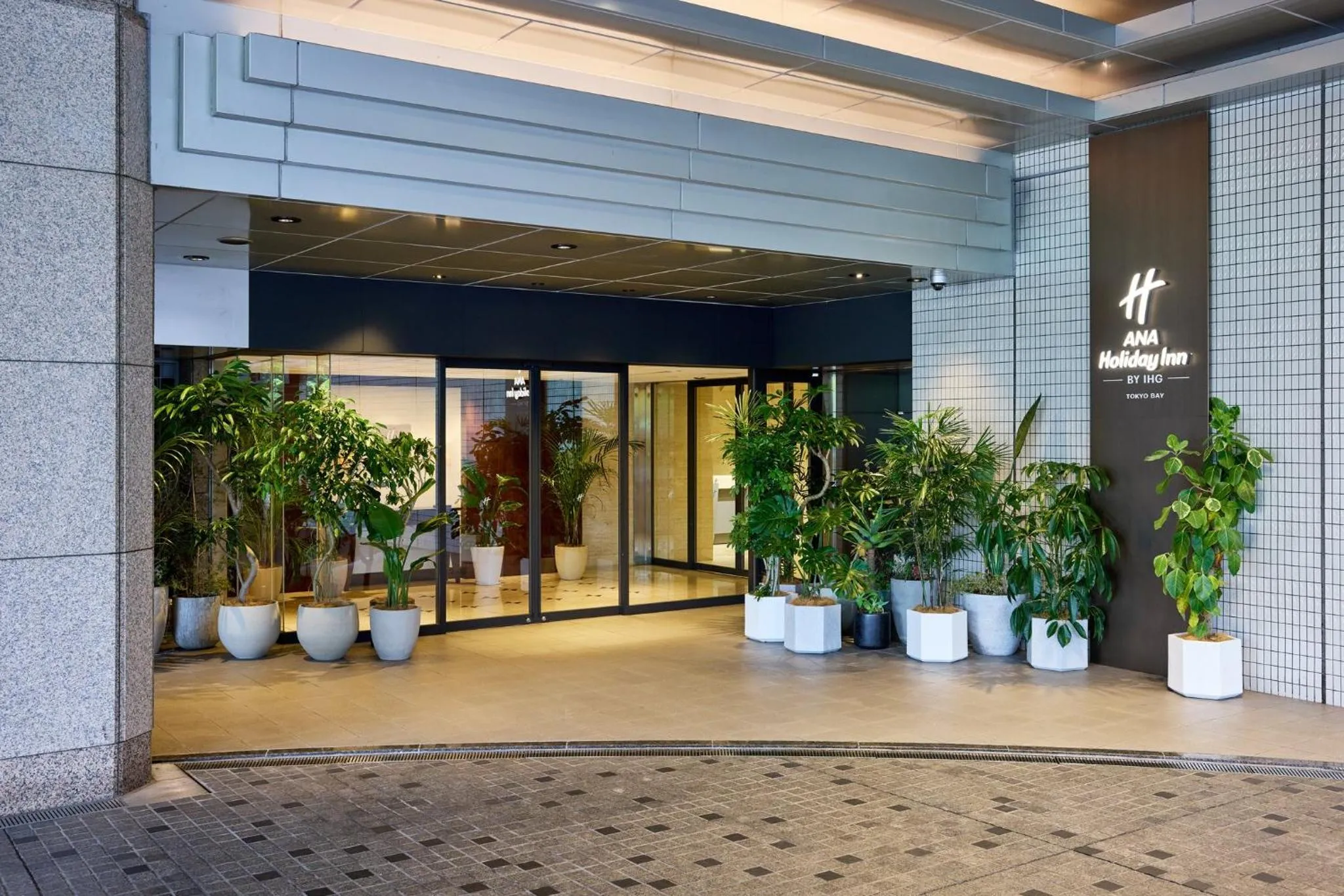 Property building in ANA Holiday Inn Tokyo Bay by IHG