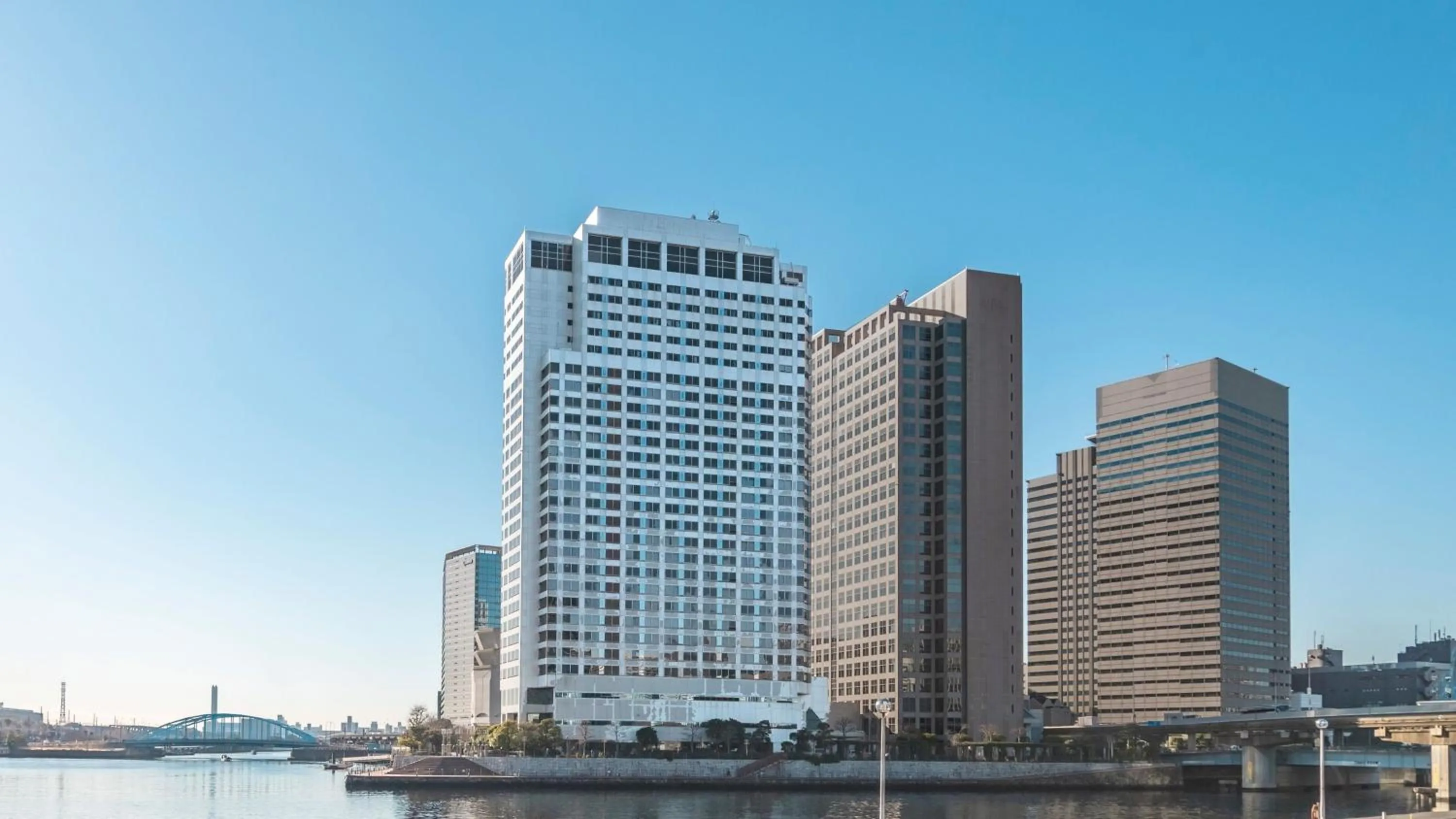 Property building in ANA Holiday Inn Tokyo Bay by IHG