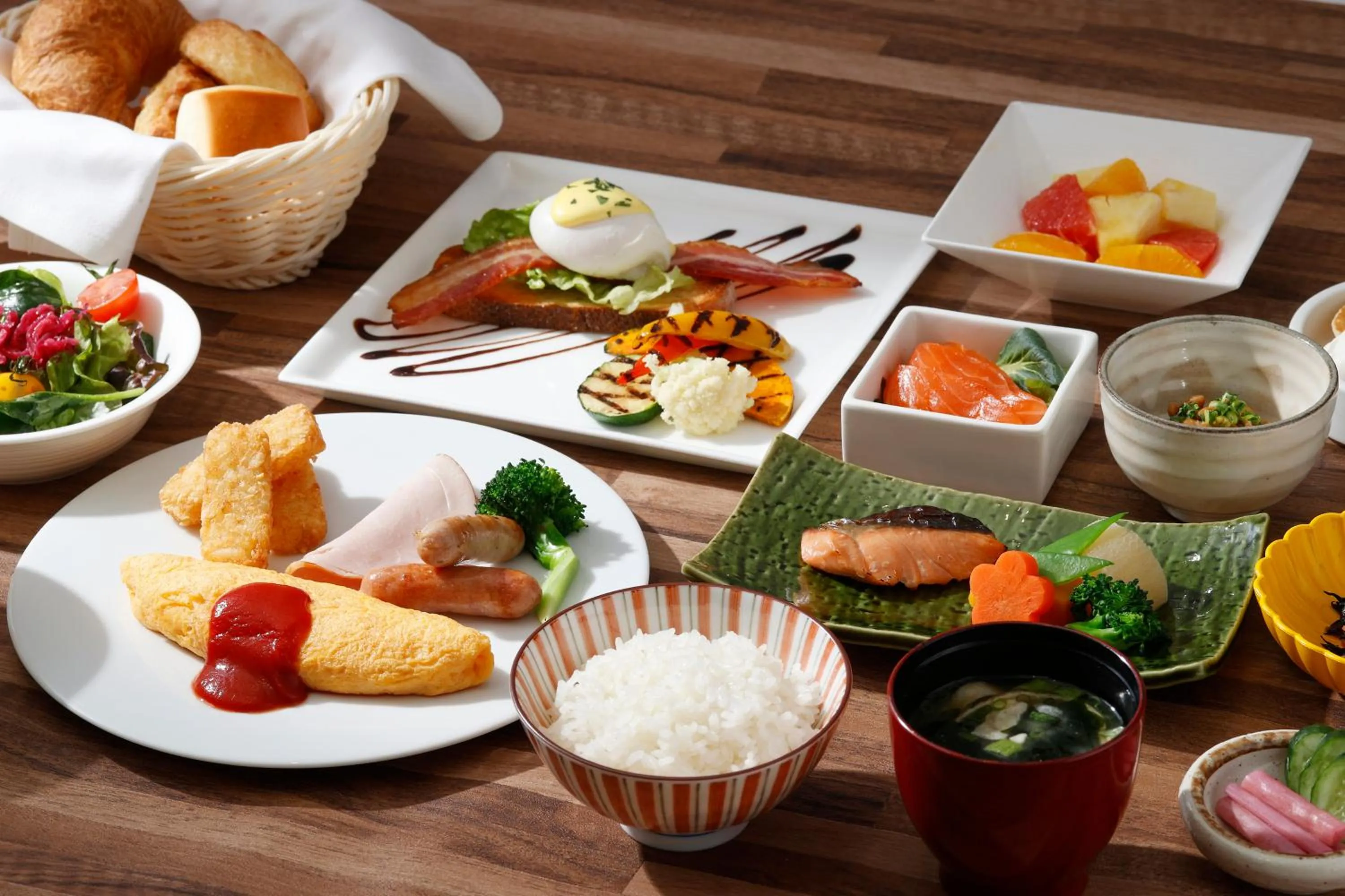 Breakfast in ANA Holiday Inn Tokyo Bay by IHG