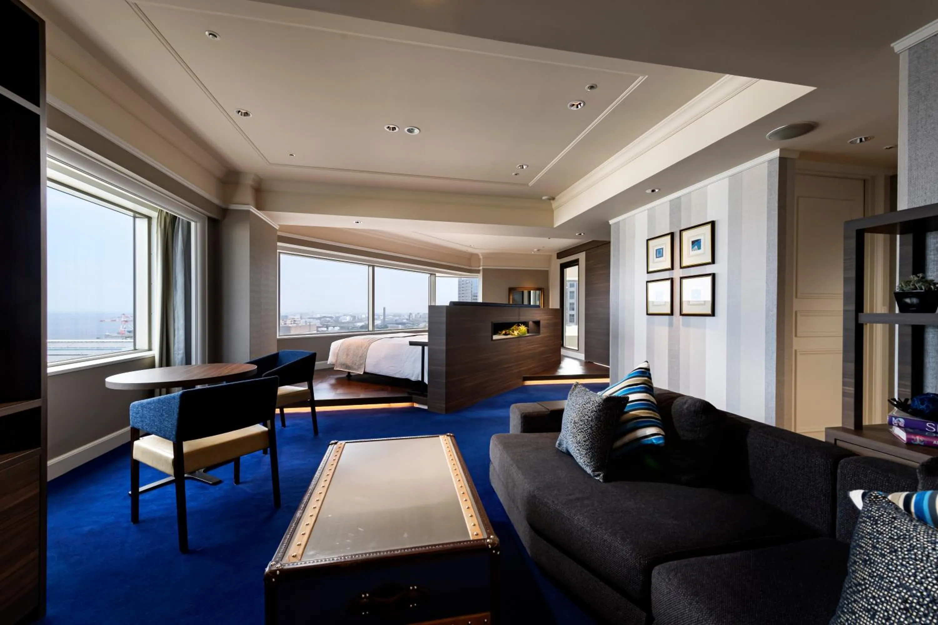 Photo of the whole room, Seating Area in Dai-ichi Hotel Tokyo Seafort