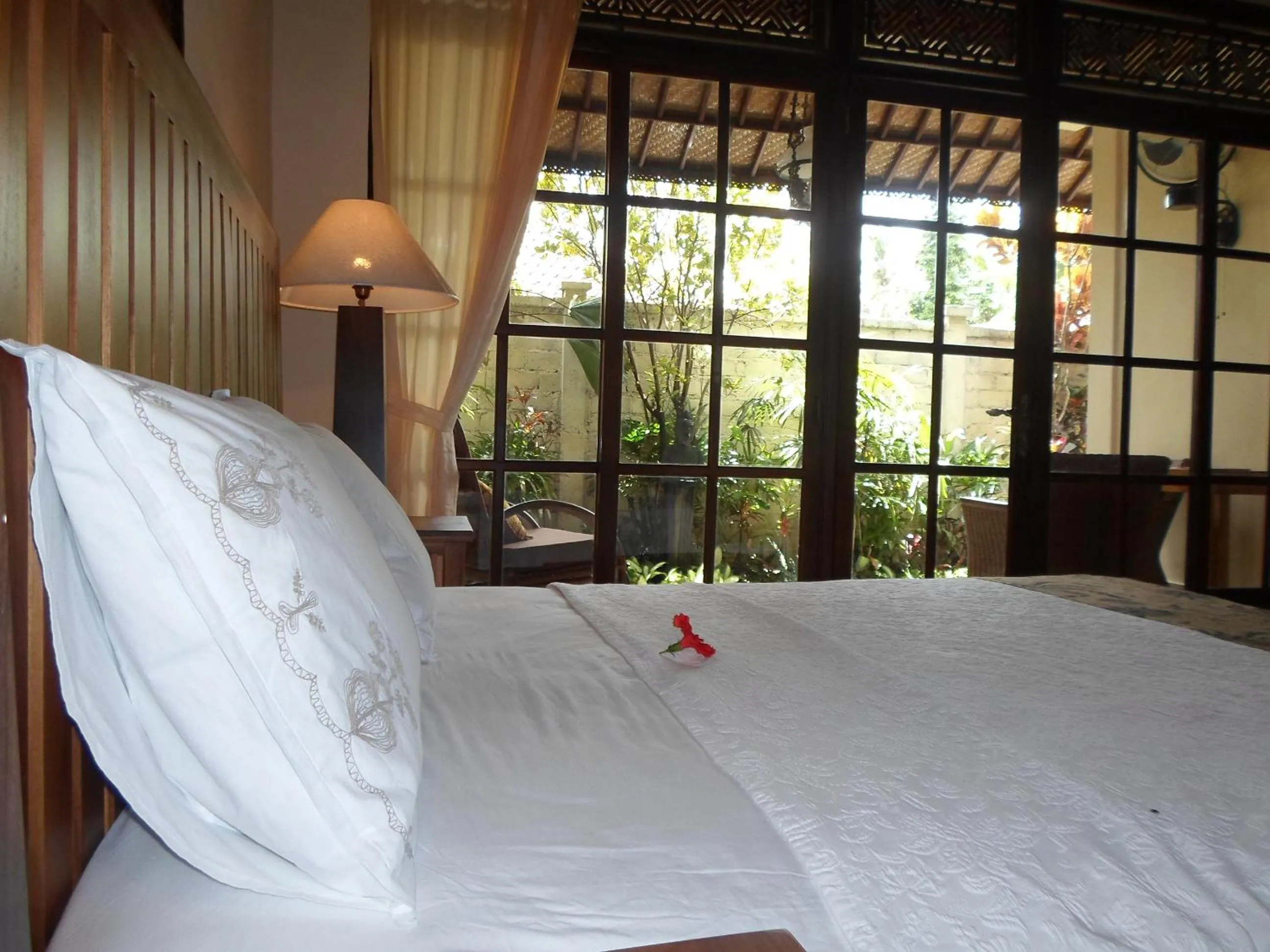 Bedroom, Bed in Lily Lane Villas