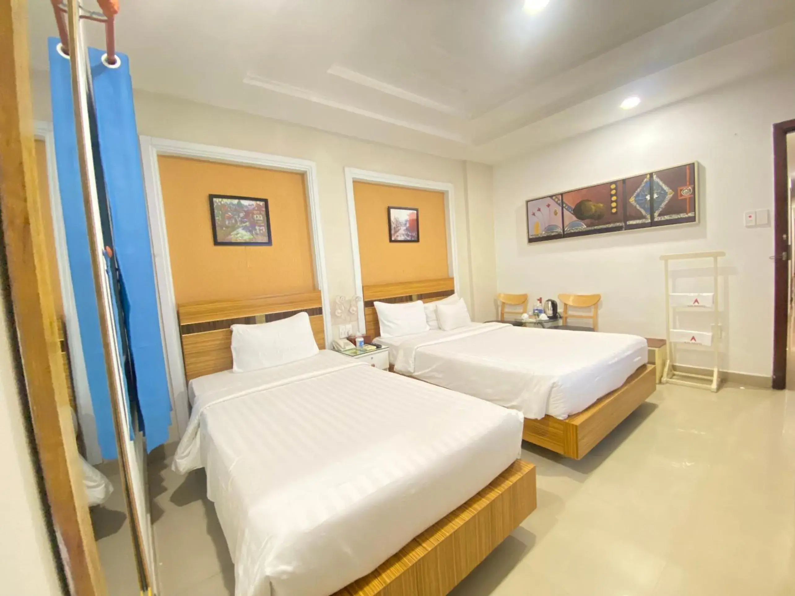 Superior Twin Room in A25 Hotel - 13 Bùi Thị Xuân Superior Twin Room in A25 Hotel - 13 Bùi Thị Xuân