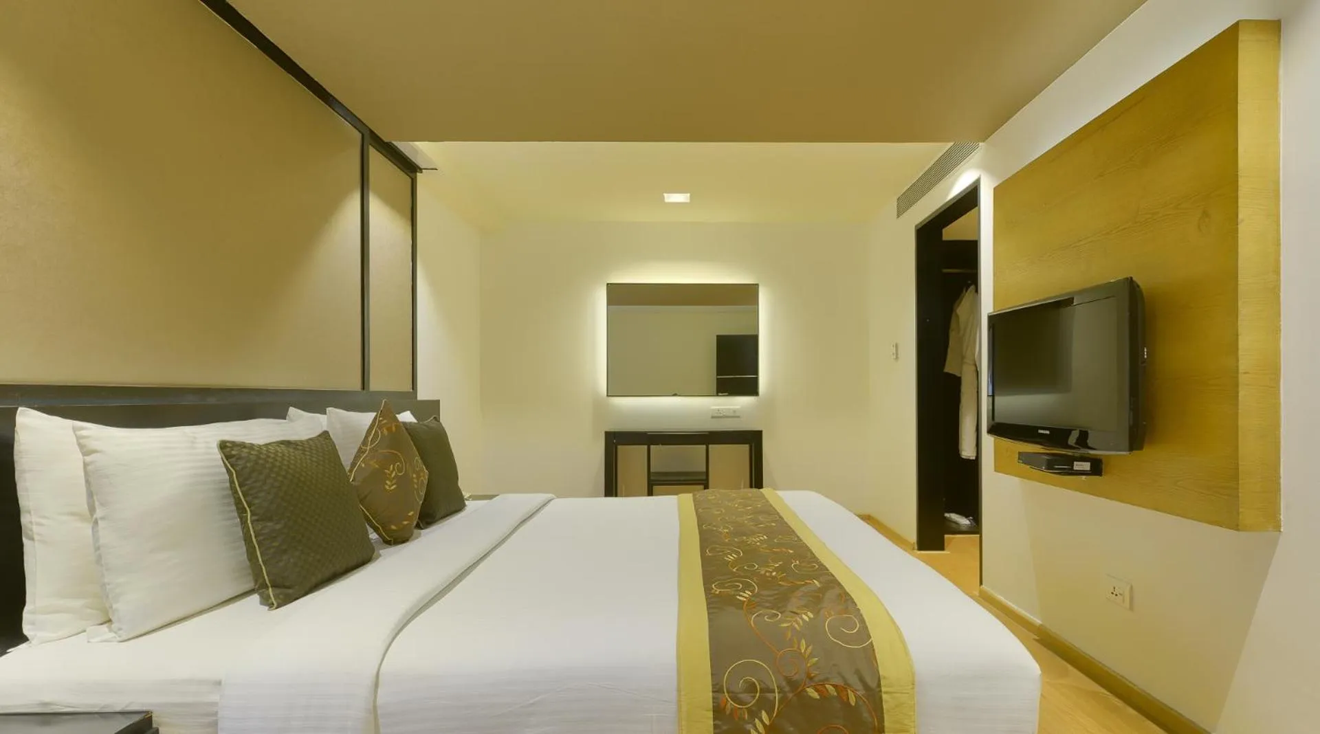 Bedroom, Bed in Davanam Sarovar Portico Suites