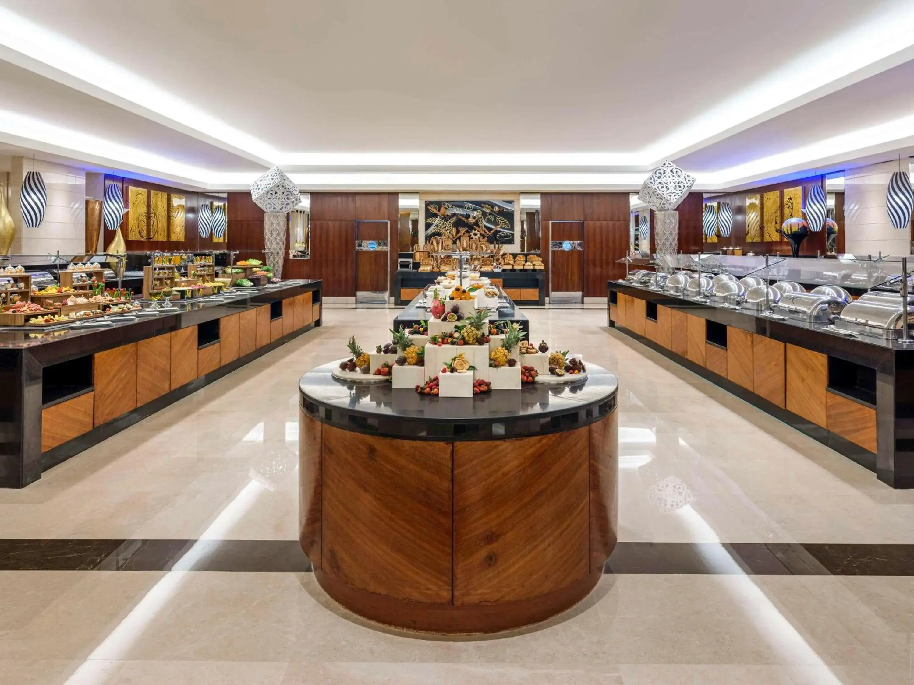 Restaurant/places to eat in Swissotel Makkah Restaurant/places to eat in Swissotel Makkah