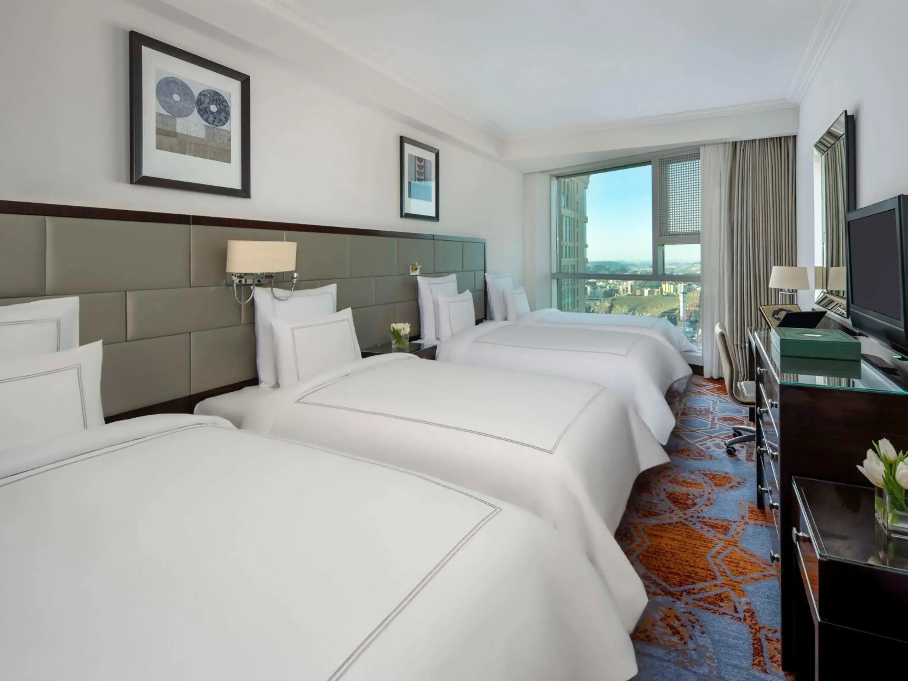 Bedroom, Bed in Swissotel Makkah Bedroom, Bed in Swissotel Makkah
