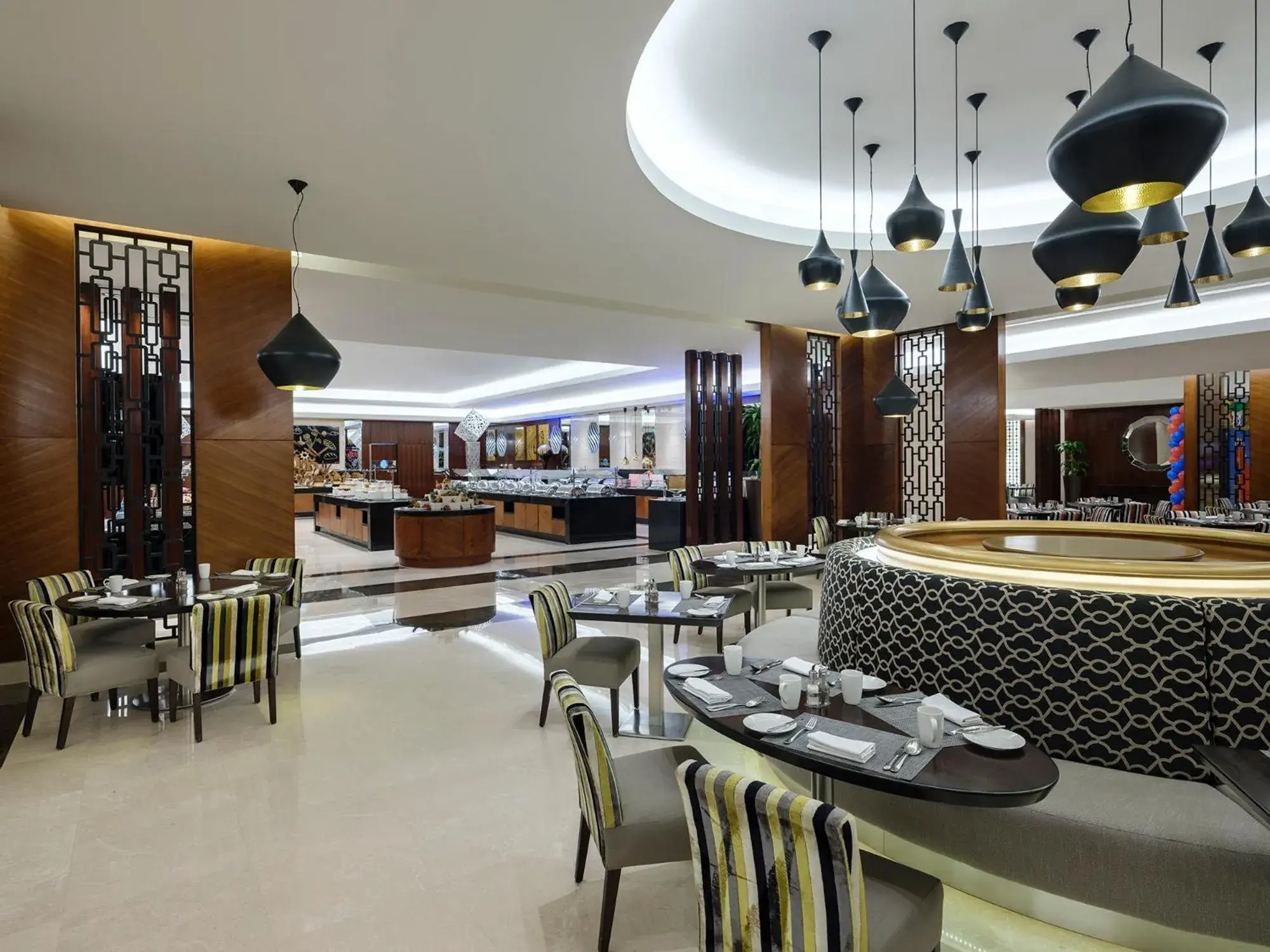 Restaurant/places to eat in Swissotel Makkah Restaurant/places to eat in Swissotel Makkah