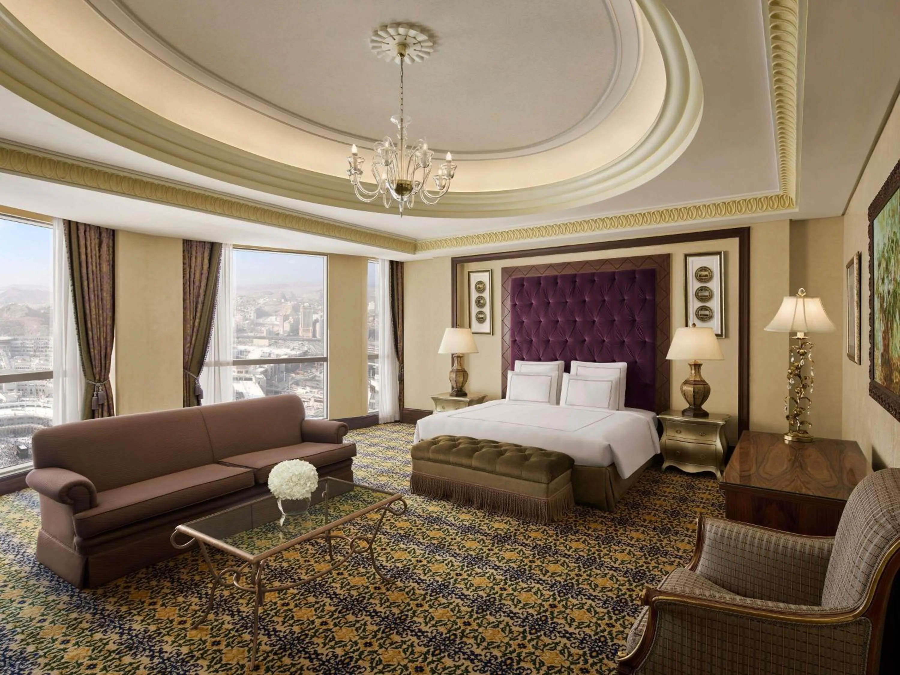 Bedroom, Bed in Swissotel Makkah