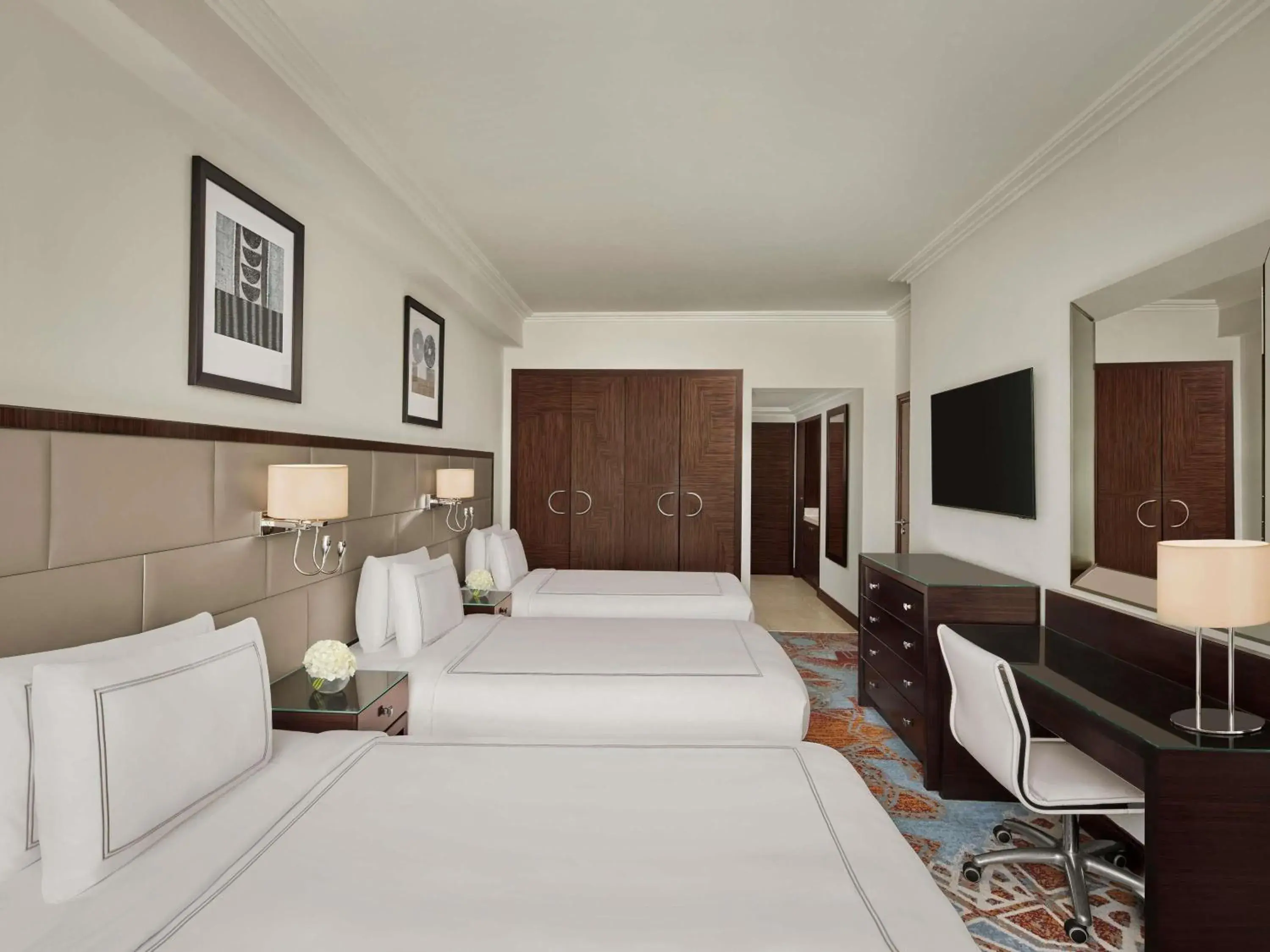 Bedroom, Bed in Swissotel Makkah Bedroom, Bed in Swissotel Makkah